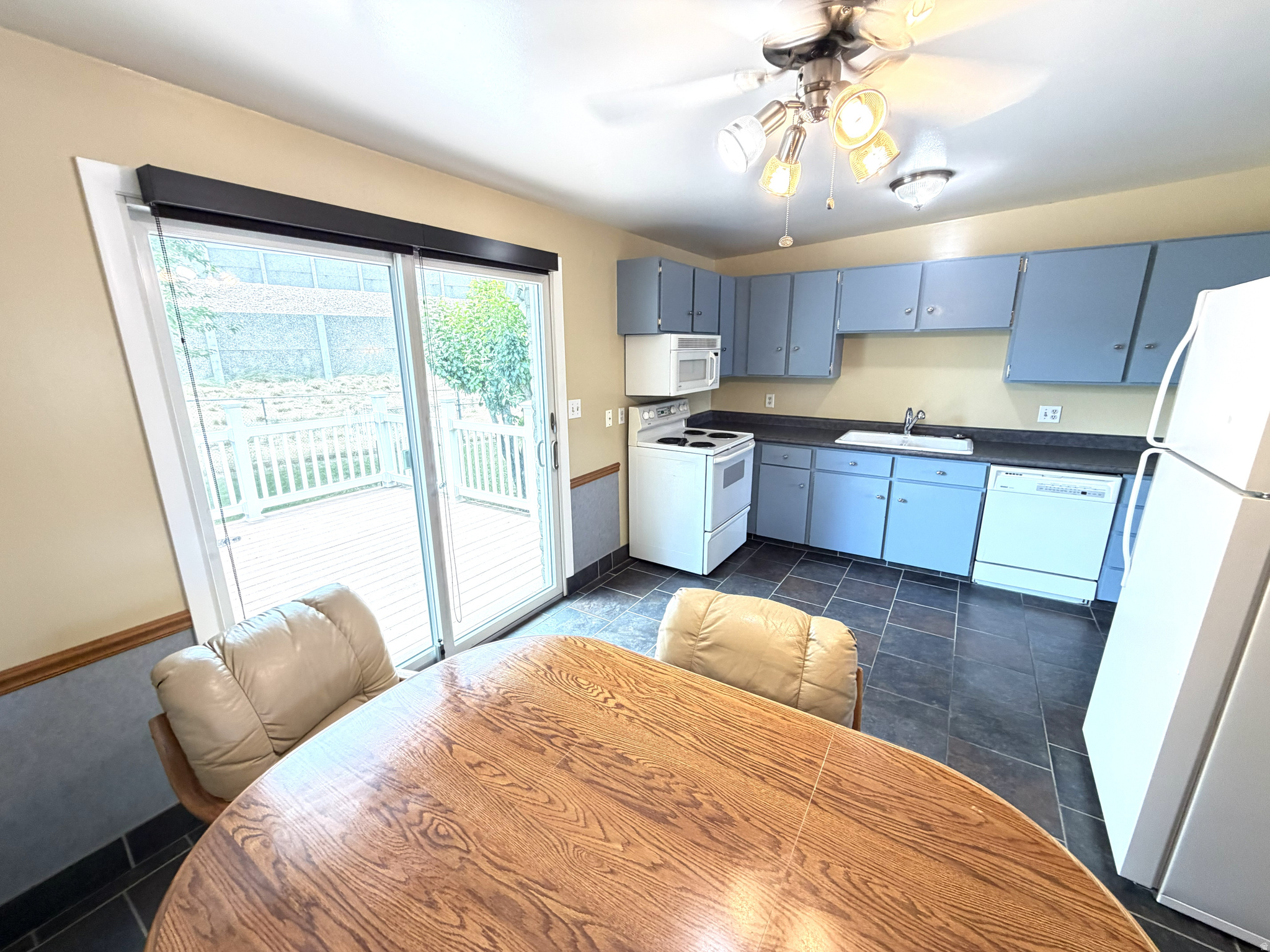 SPRING VALLEY - Residential