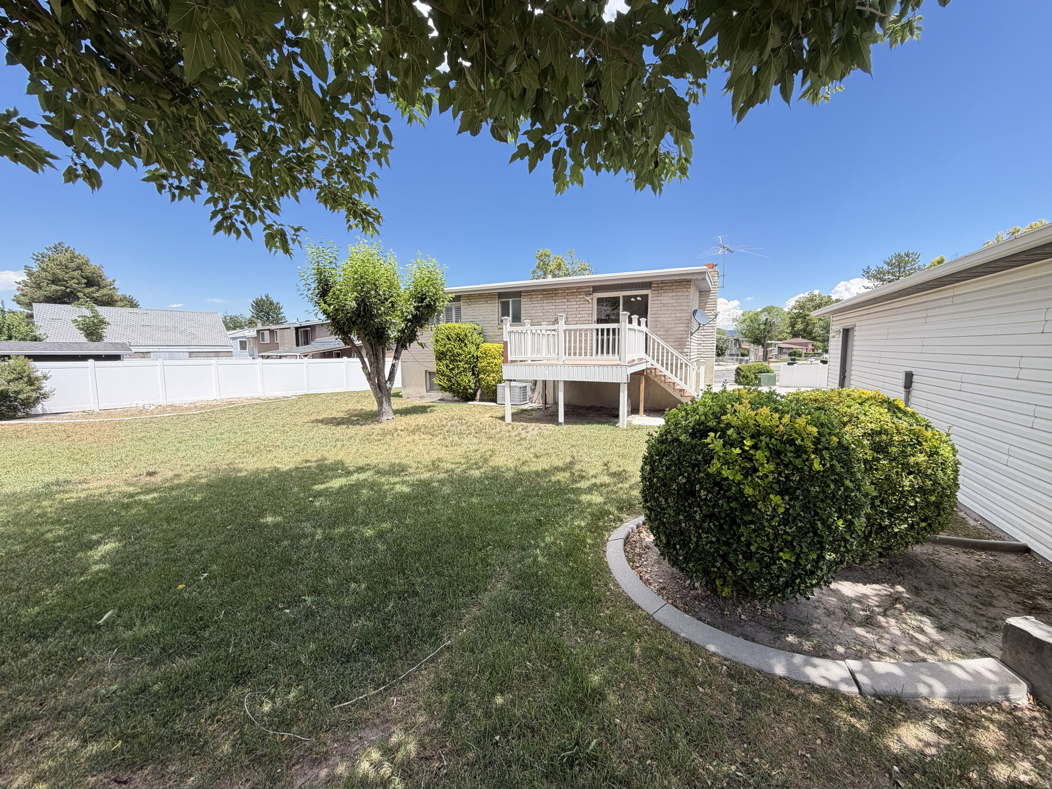 SPRING VALLEY - Residential