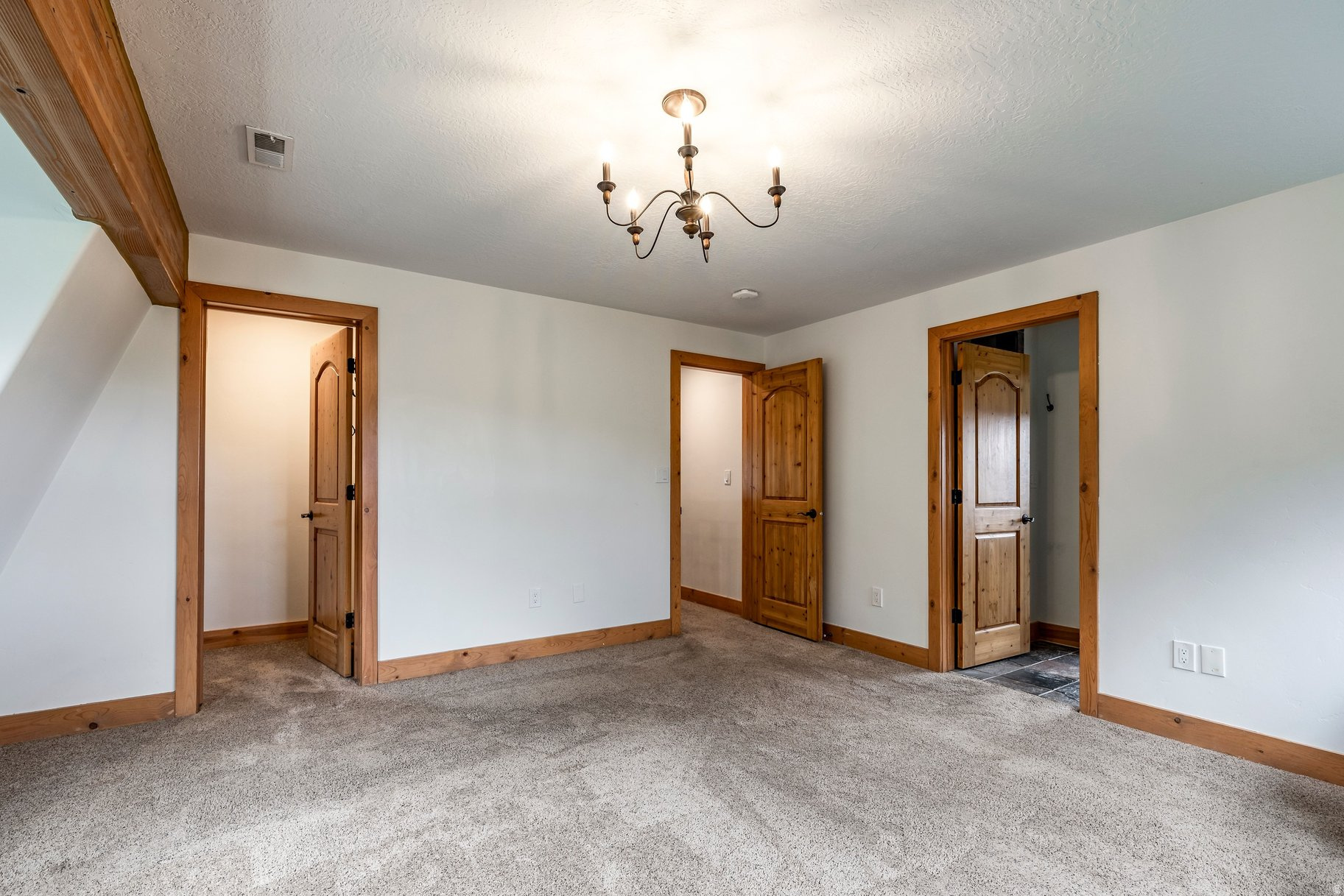 TOLLGATE - Residential
