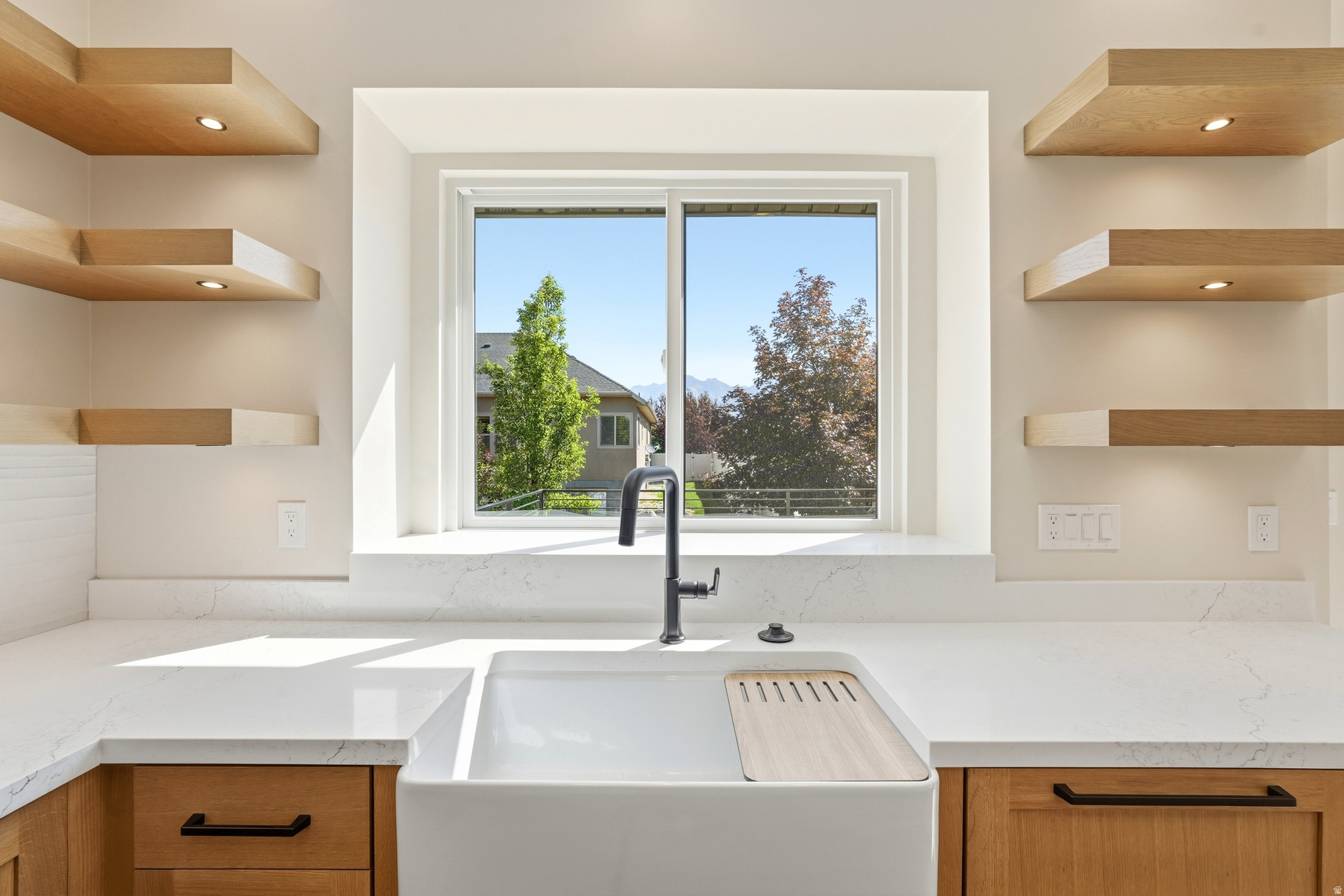 BELLEVUE - Residential