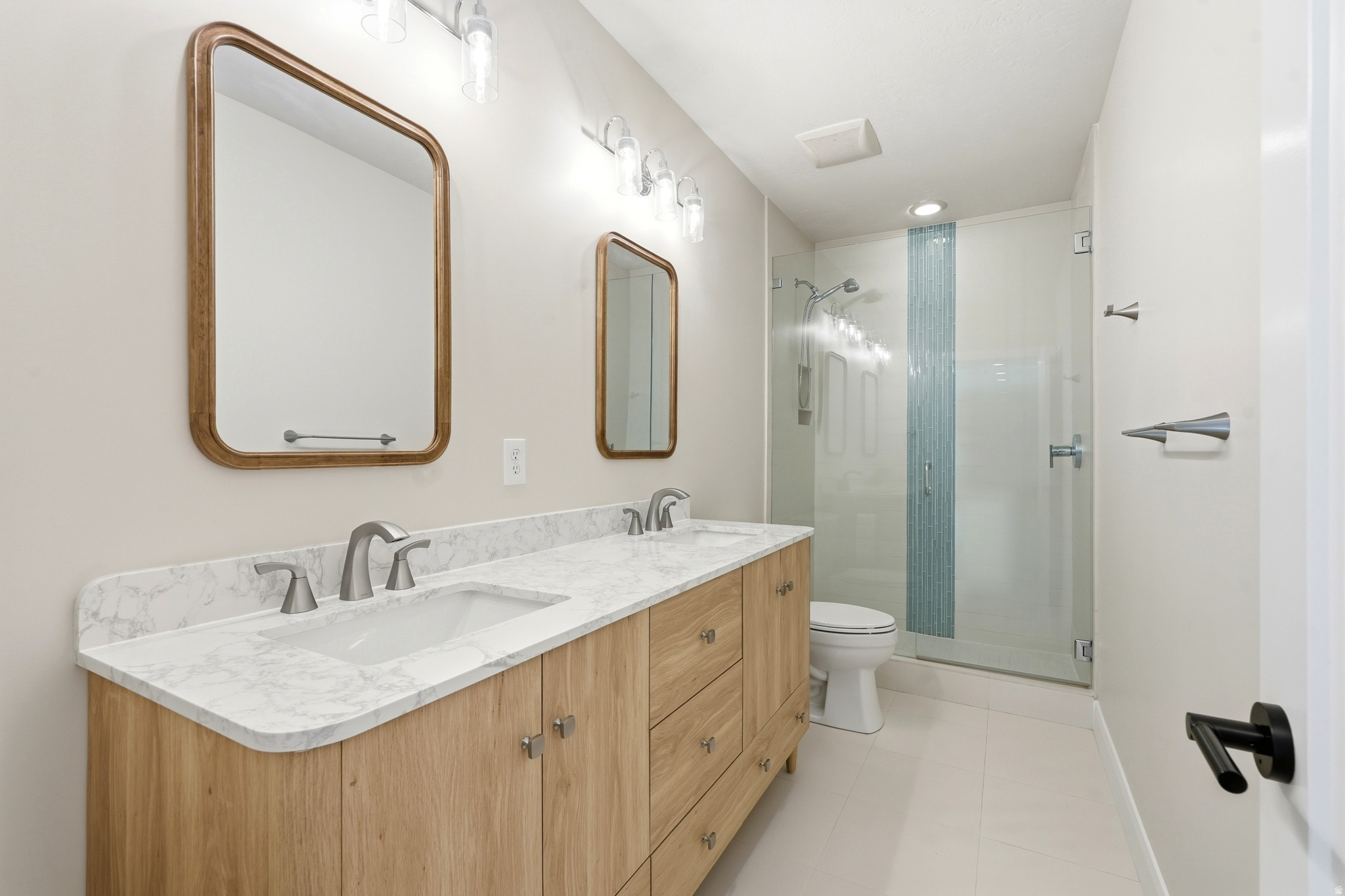 BELLEVUE - Residential