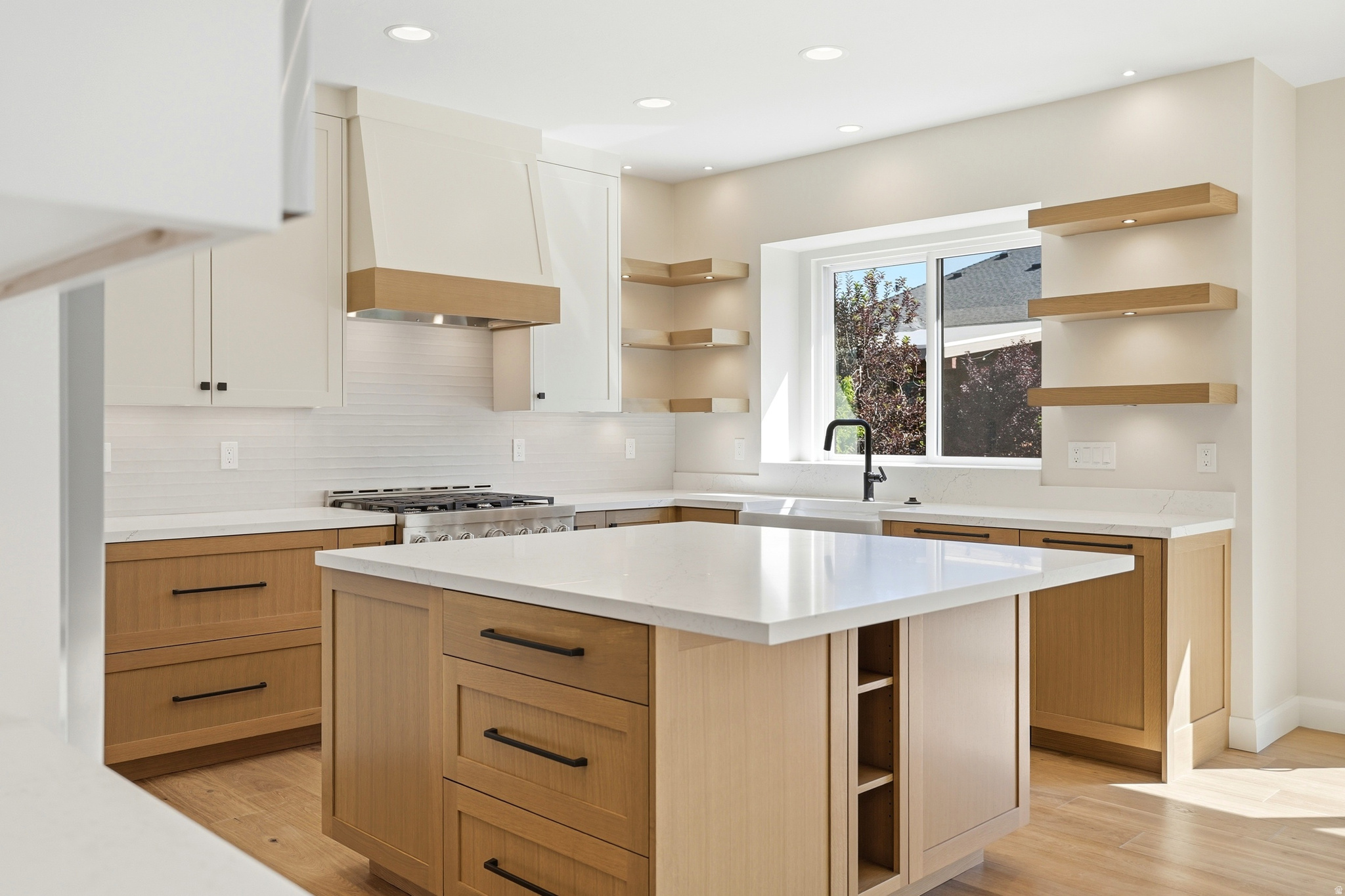 BELLEVUE - Residential