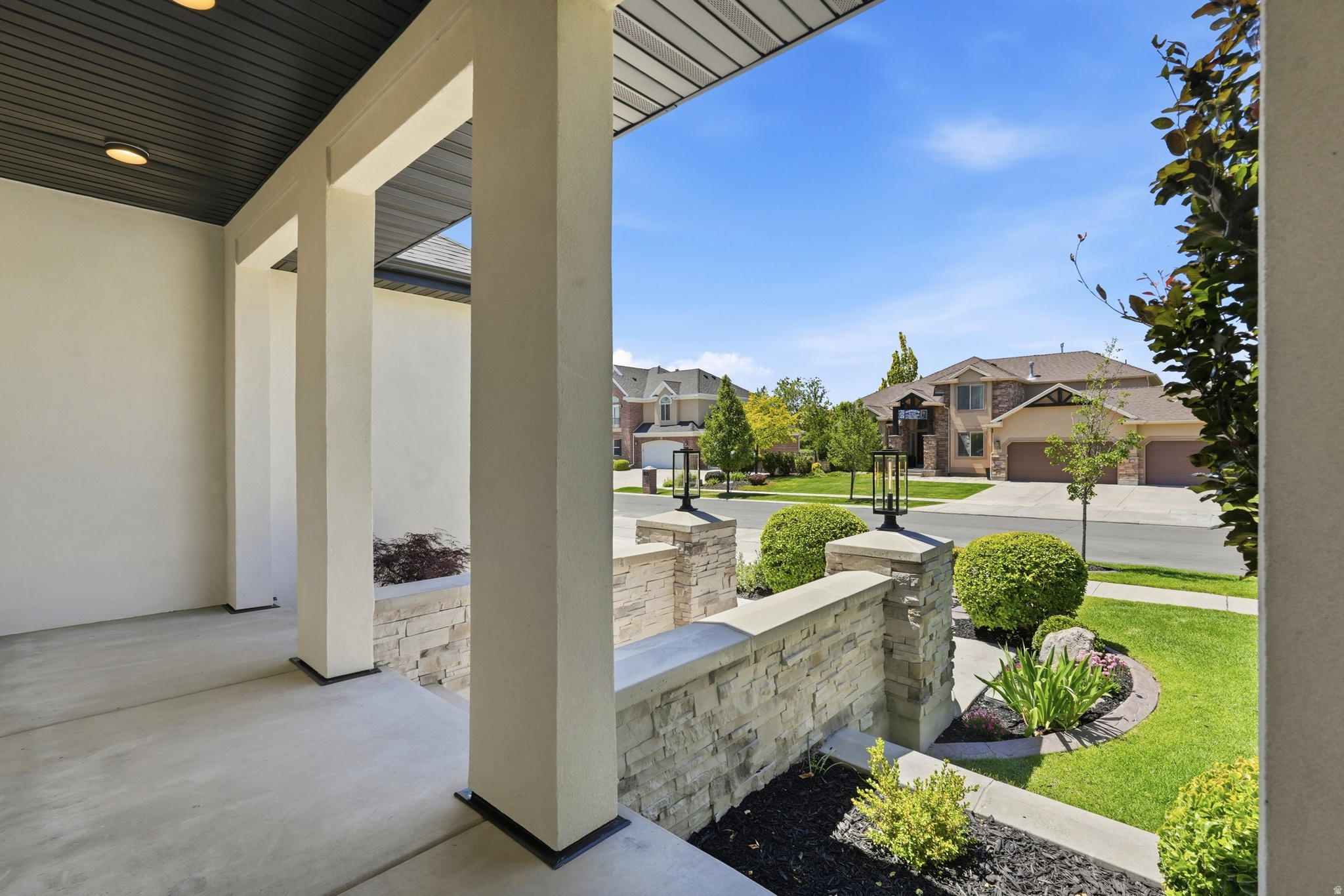 BELLEVUE - Residential