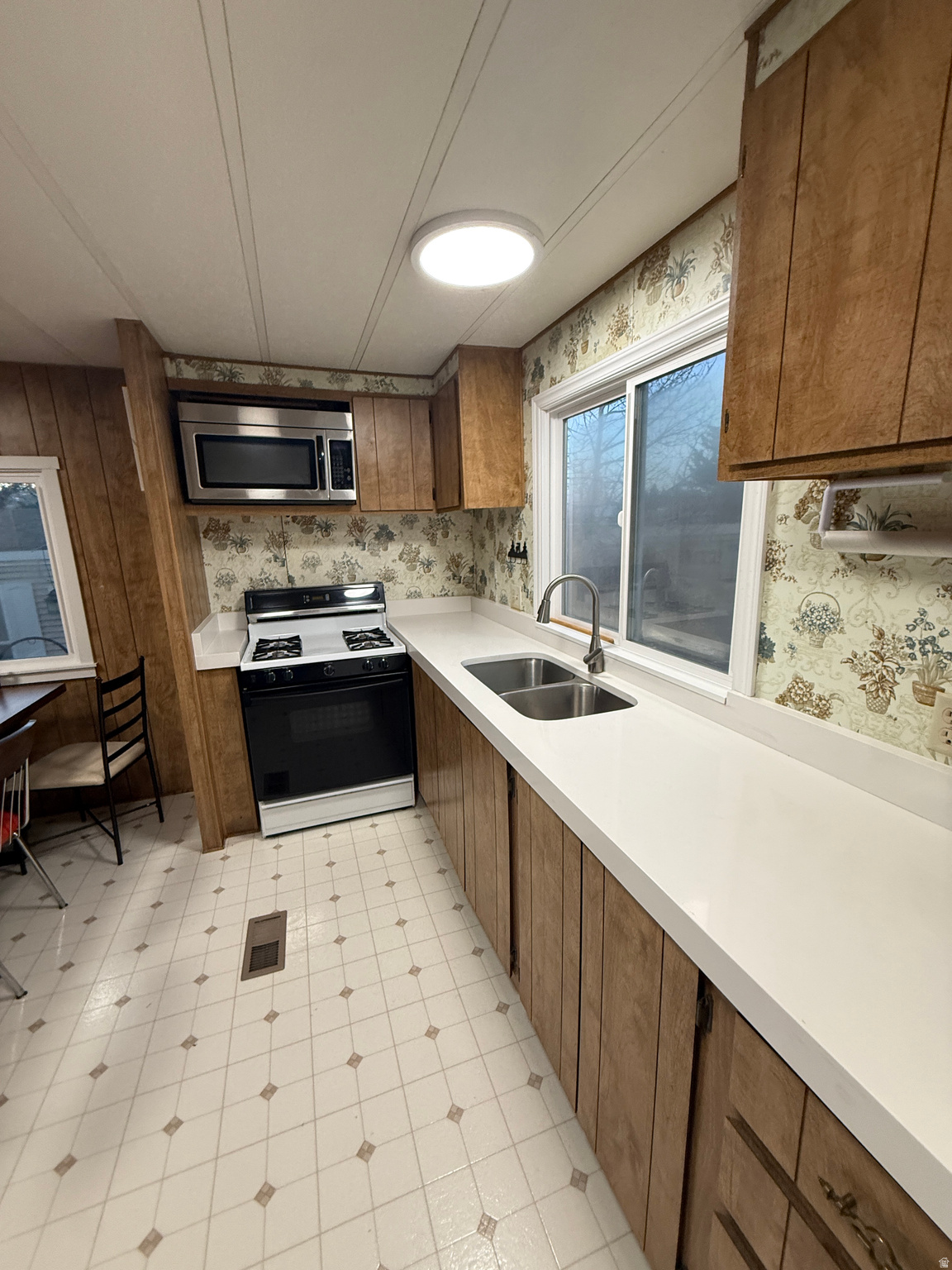 SWEETWATER TRAILER - Residential
