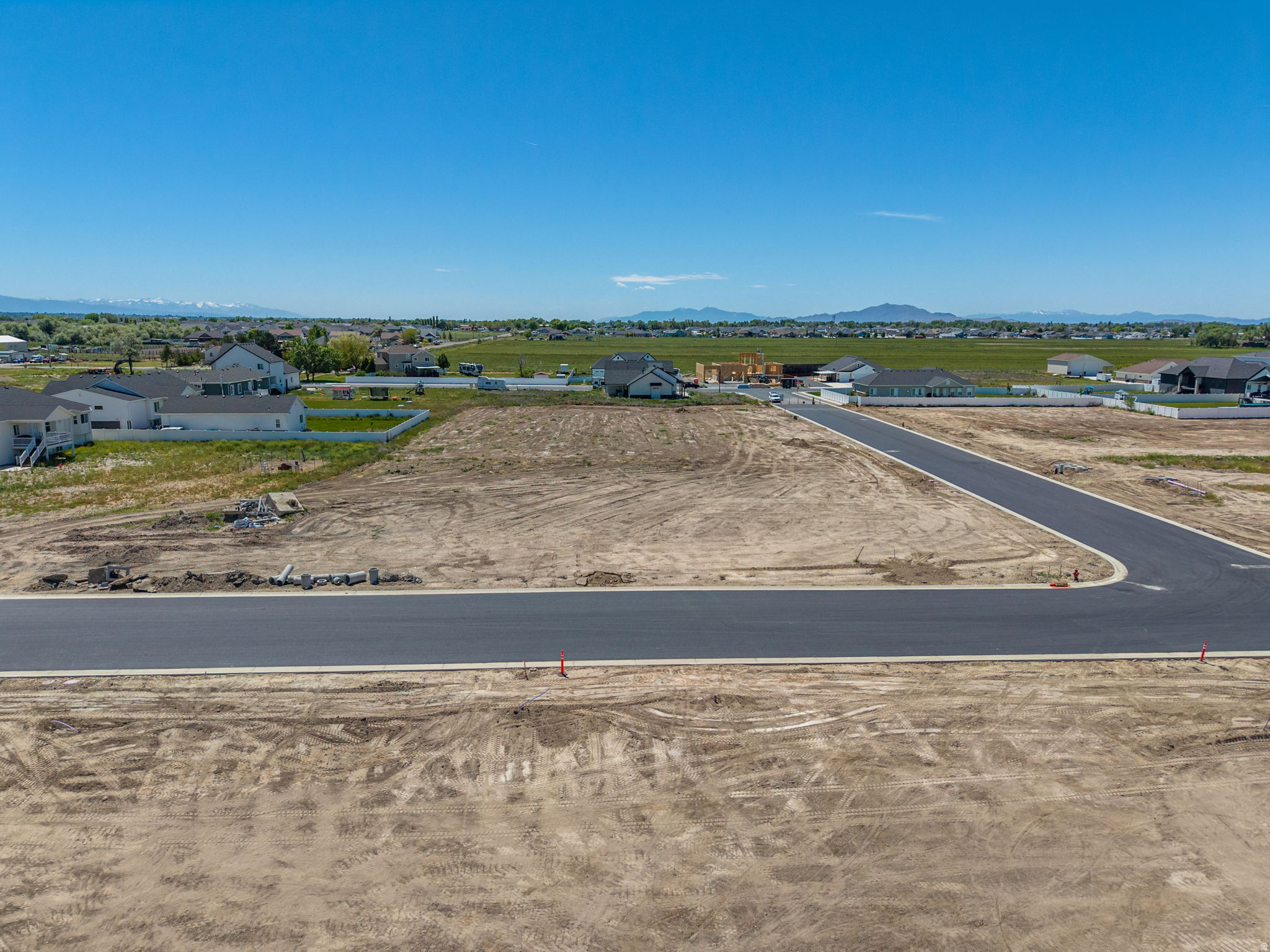 RAWSON RANCH - Land