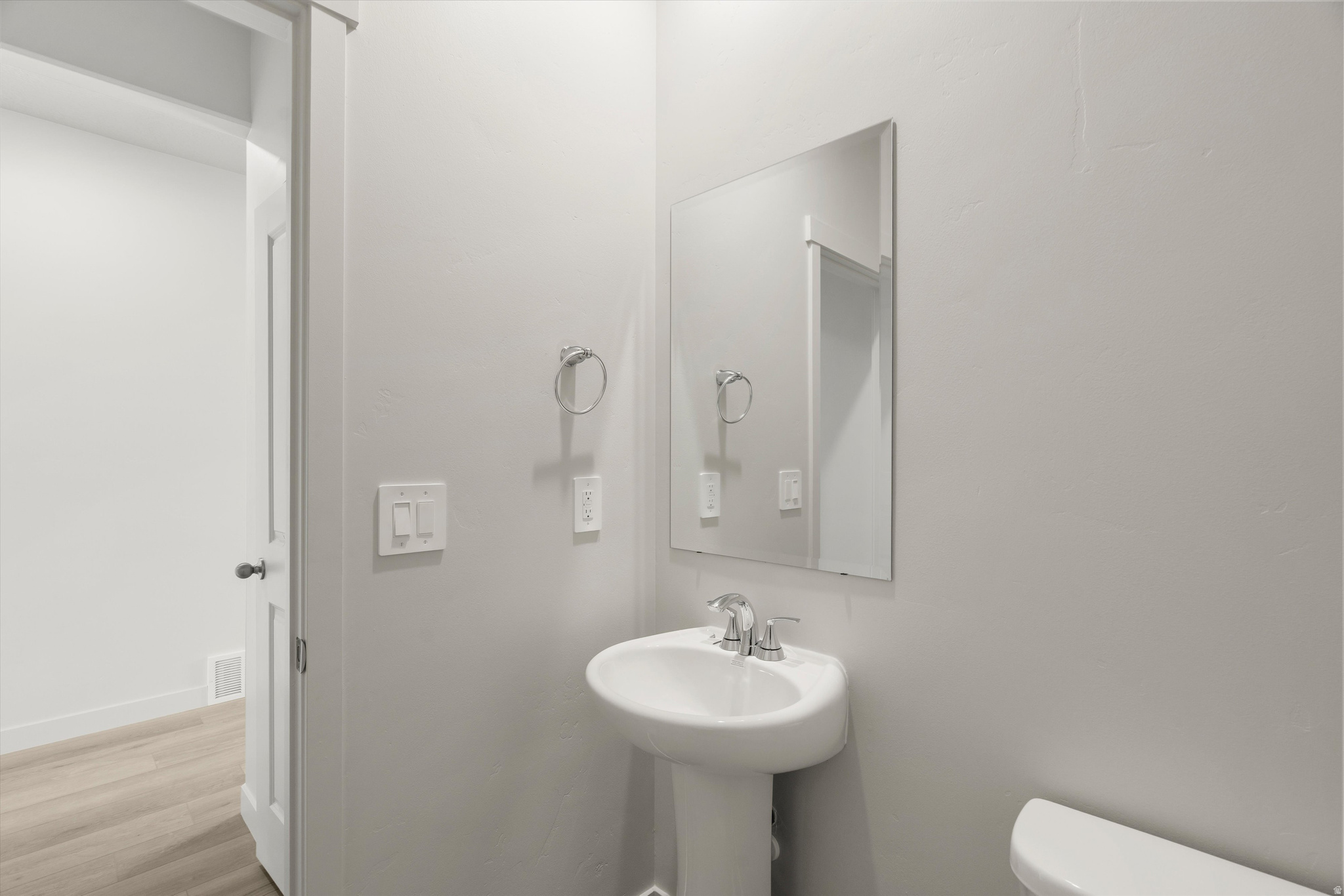 STRATTON ACRES - Residential