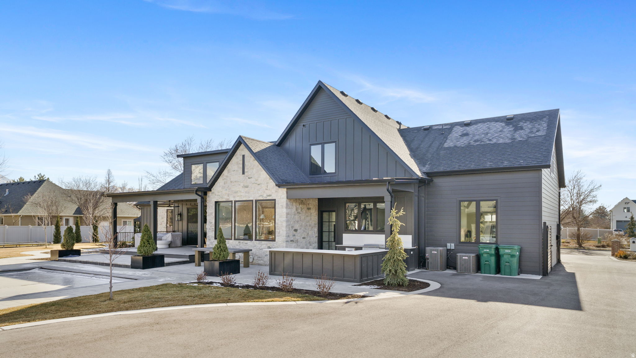 HIGH VALLEY ESTATES - Residential