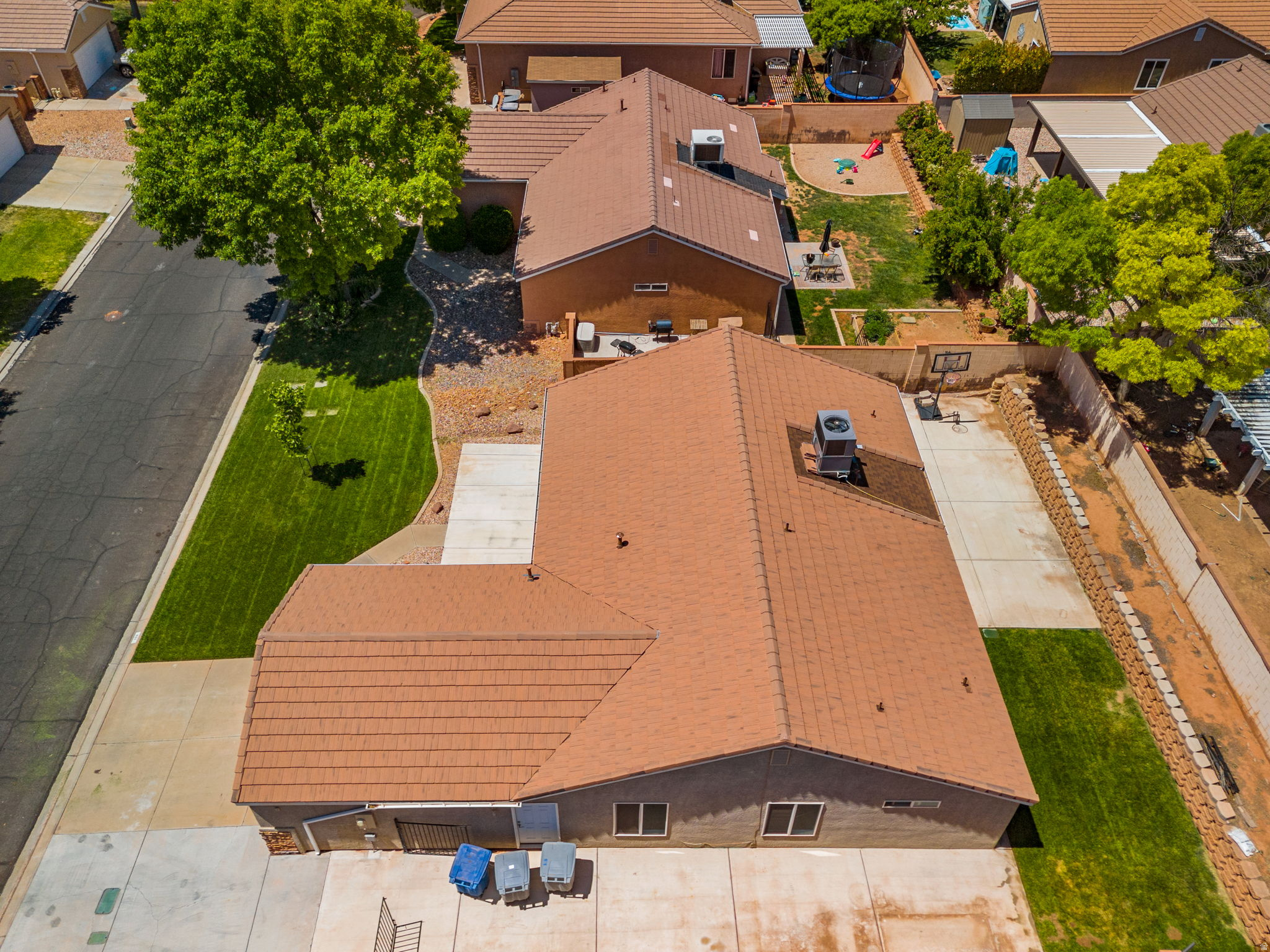 RED ROCK CANYON 1 - Residential