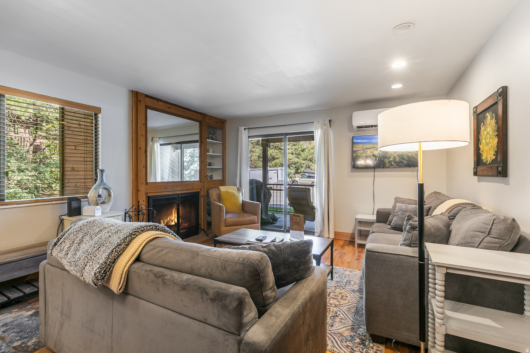 RED PINE CHALETS CON - Residential