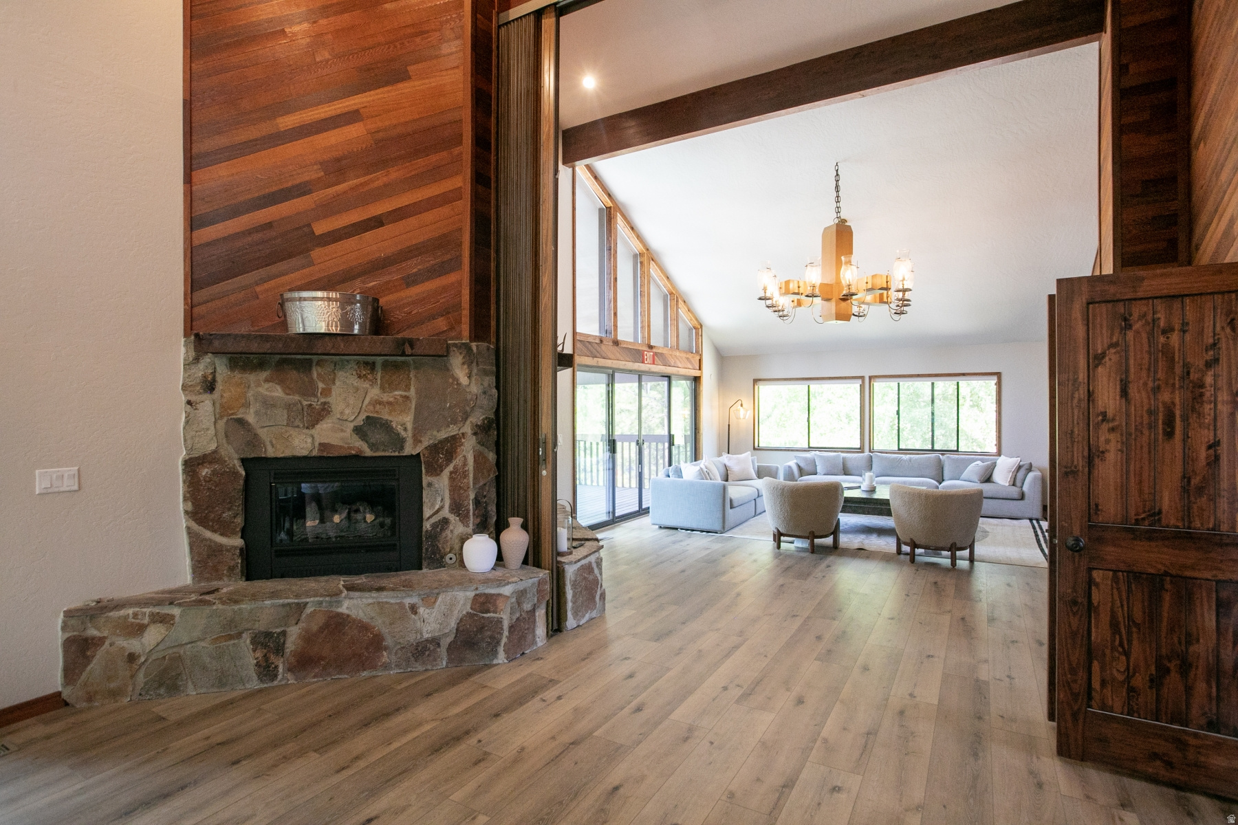 RED PINE CHALETS CON - Residential
