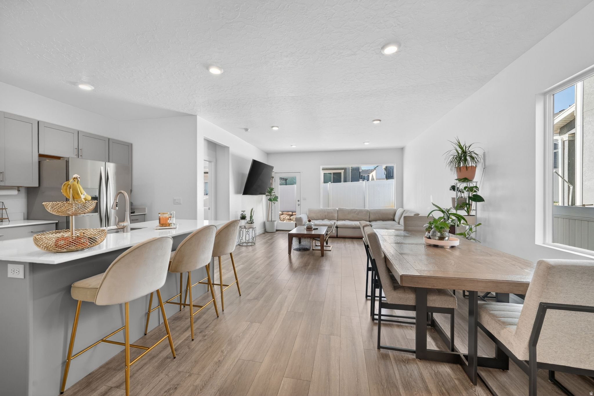 COLD SPRING RANCH - Residential