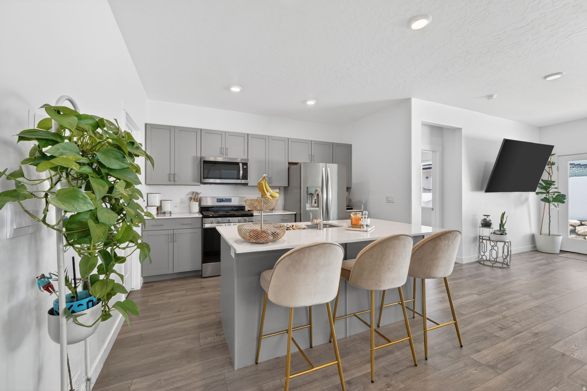 COLD SPRING RANCH - Residential