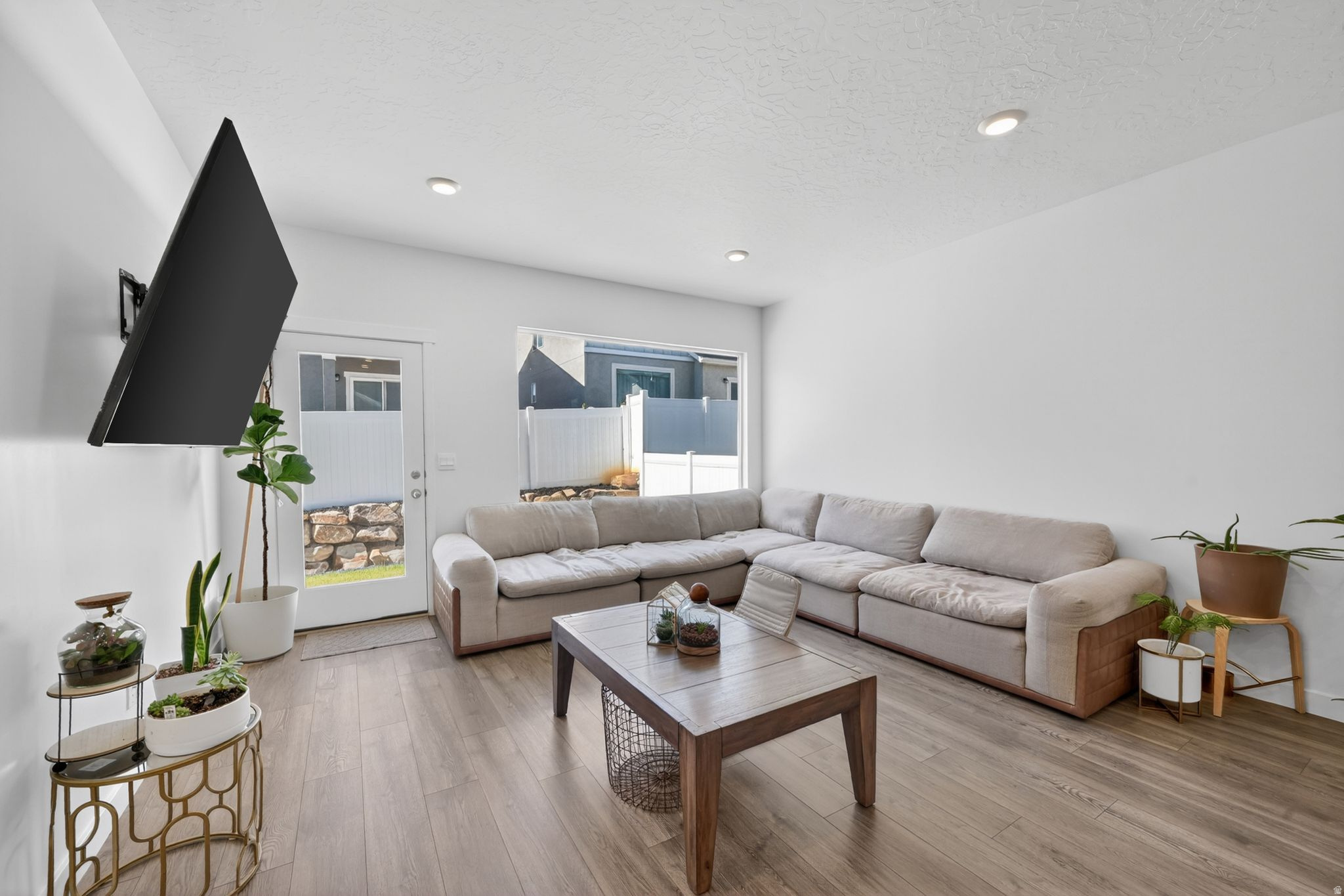 COLD SPRING RANCH - Residential