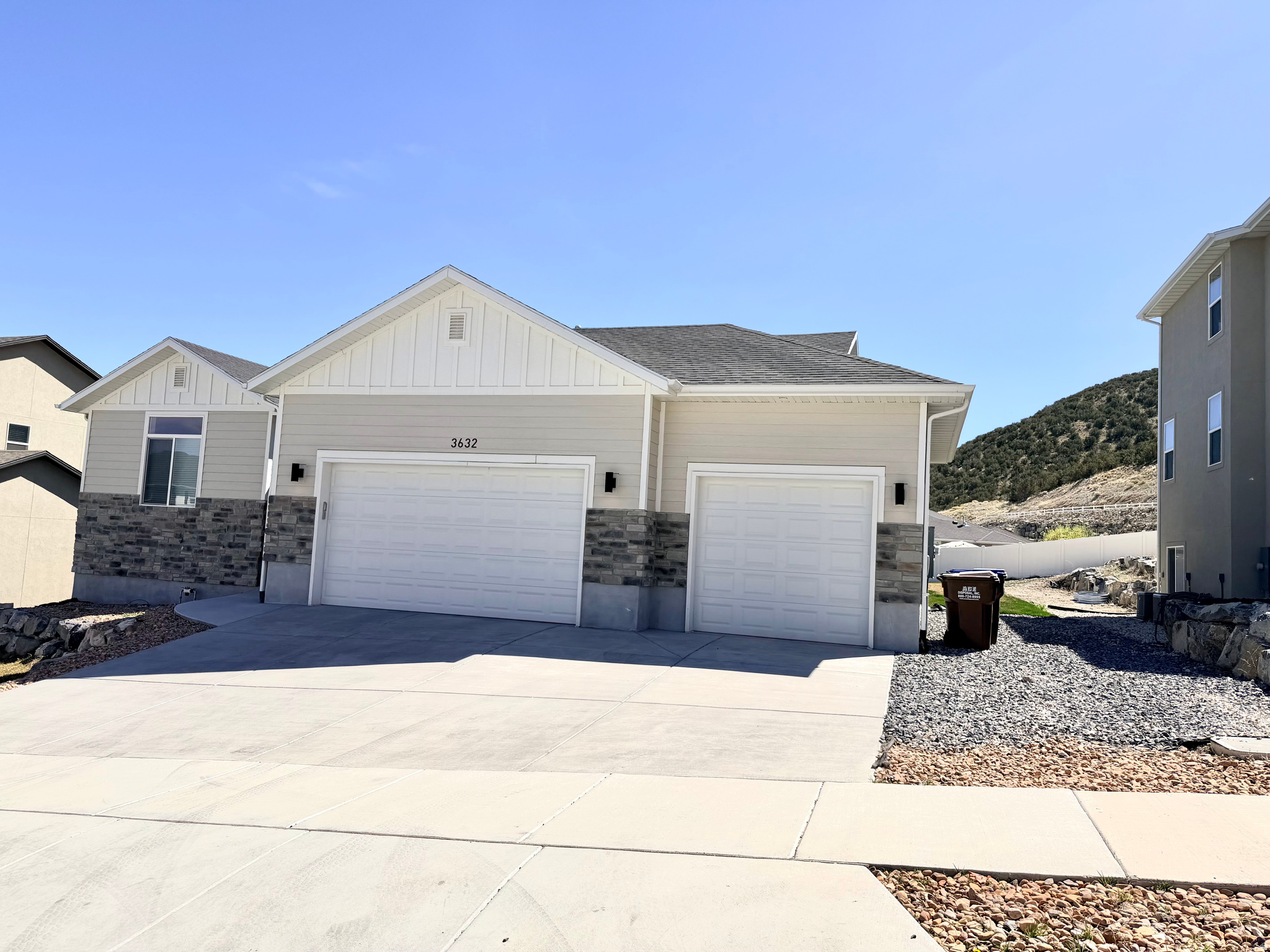 SKYLINE RIDGE - Residential