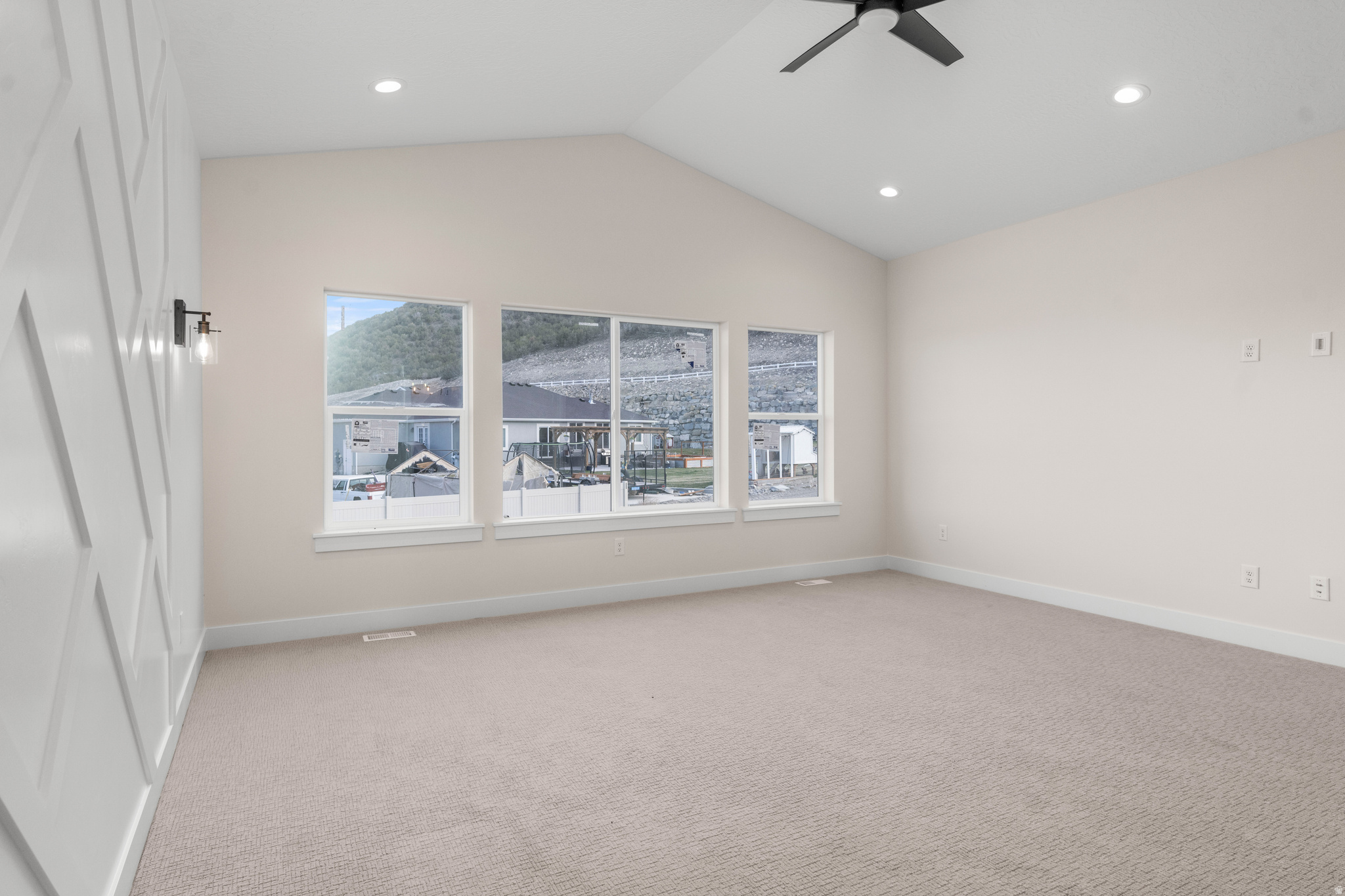 SKYLINE RIDGE - Residential