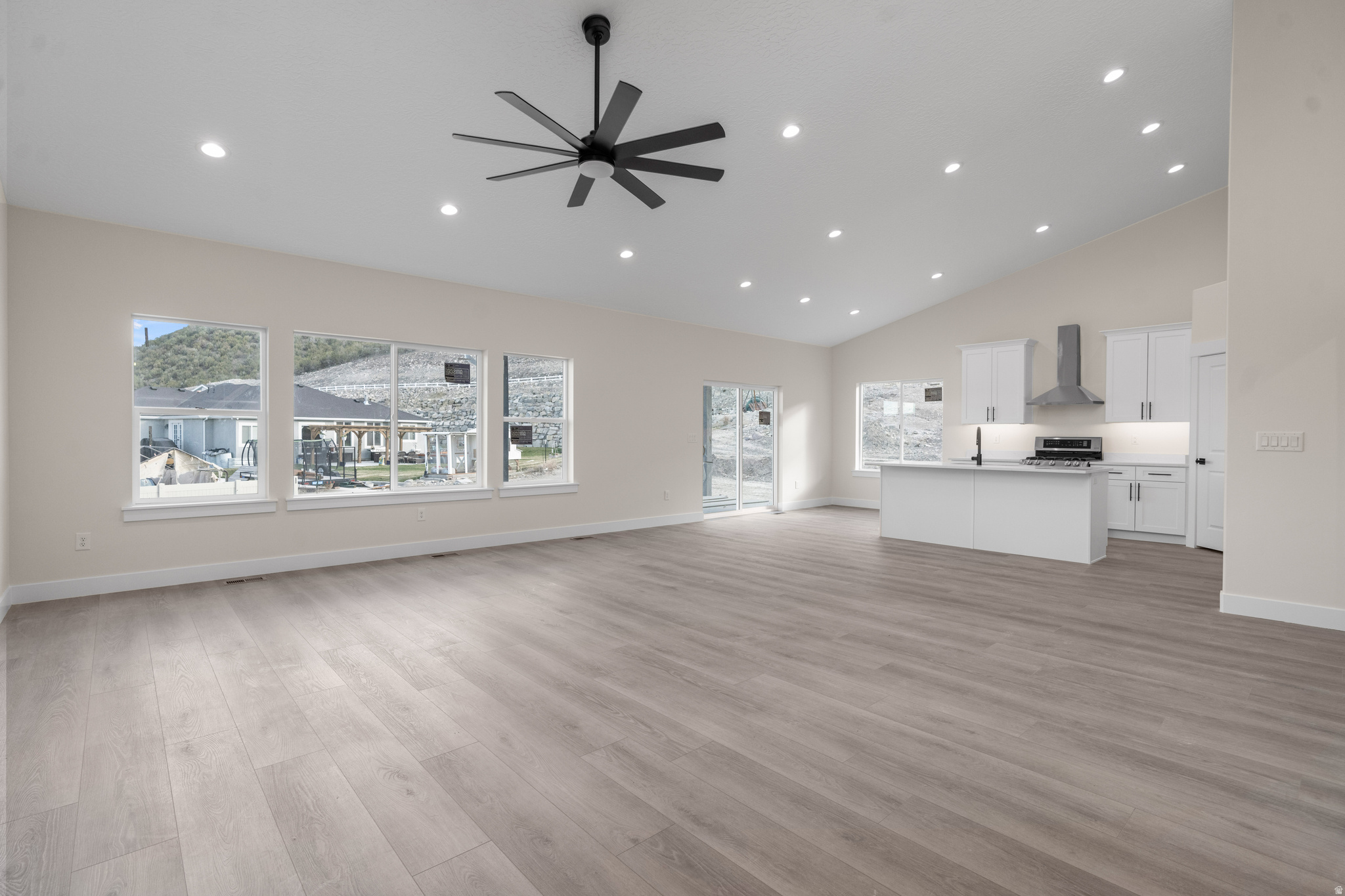 SKYLINE RIDGE - Residential