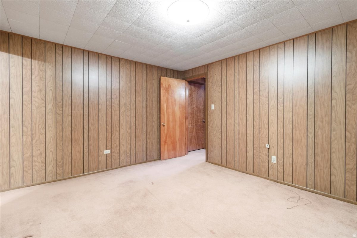 YOUNG PROPERTY - Residential