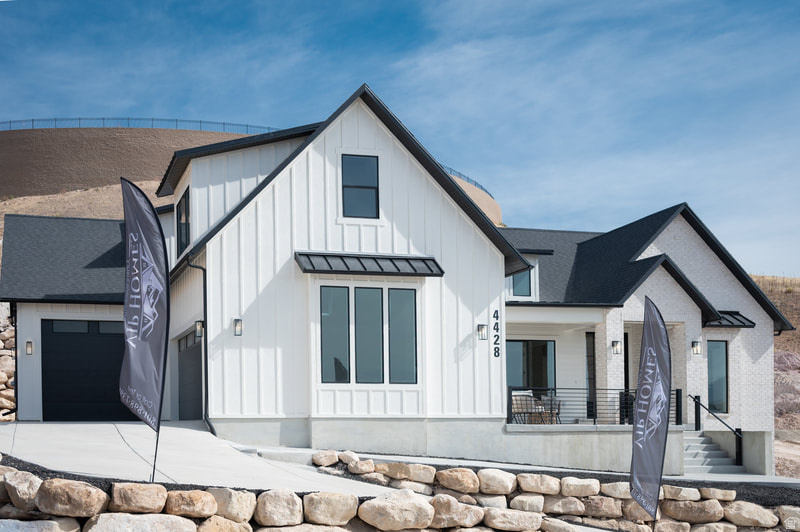 BOULDERS 4 AMD & EXT - Residential