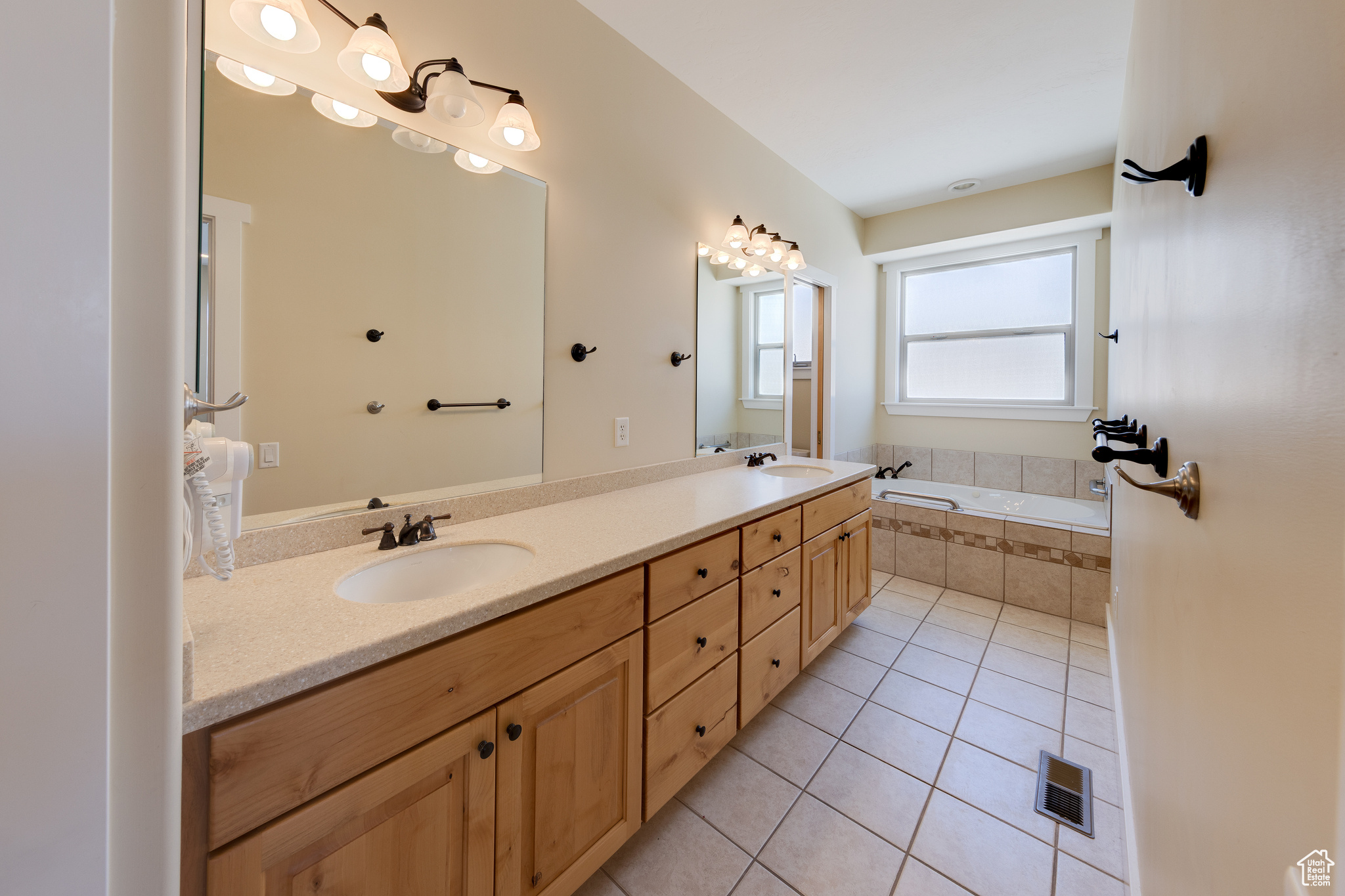 MILL CREEK COVE PHASE 2 - Residential