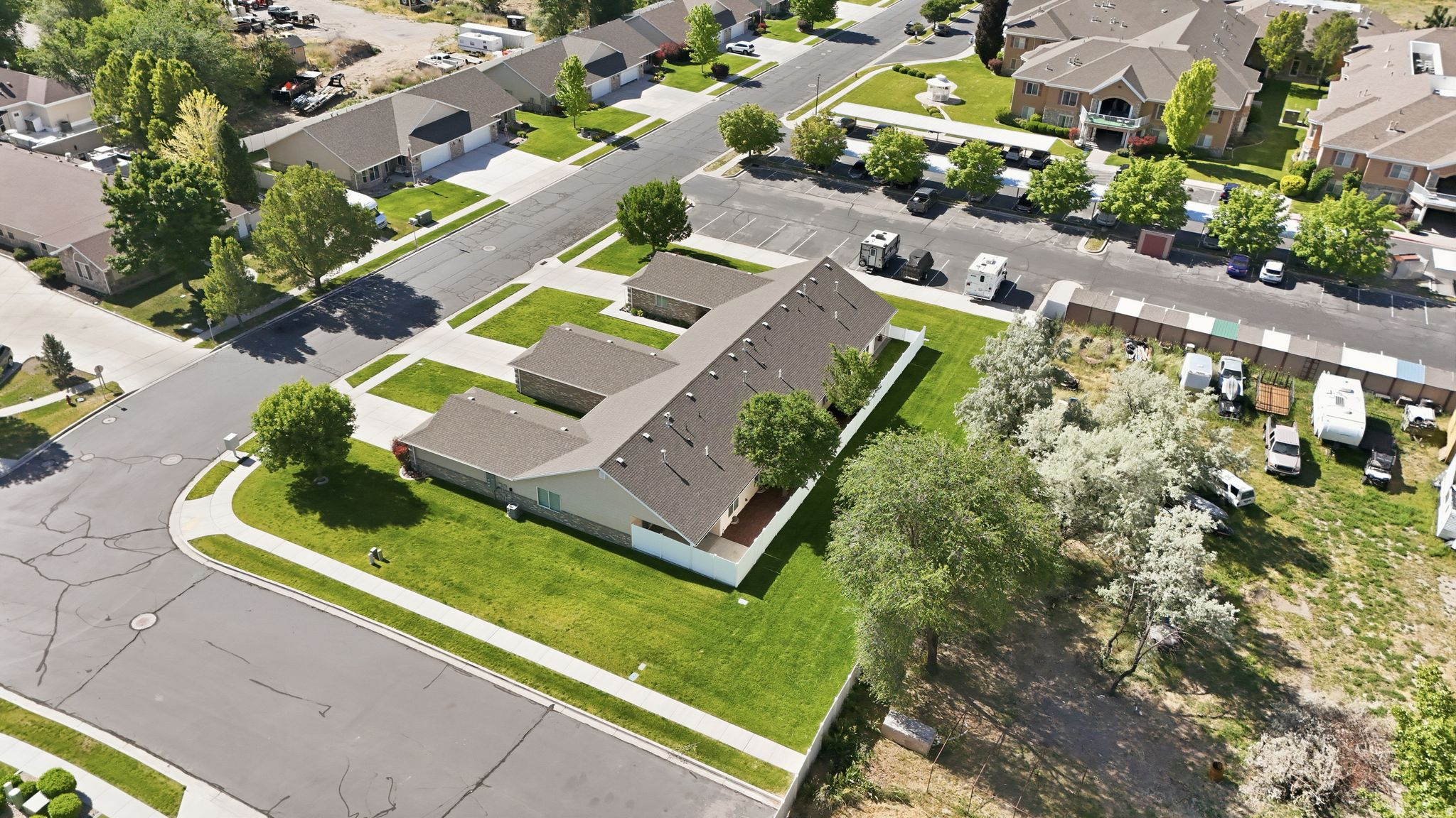 MIRA VISTA/MT. TIMPA - Residential