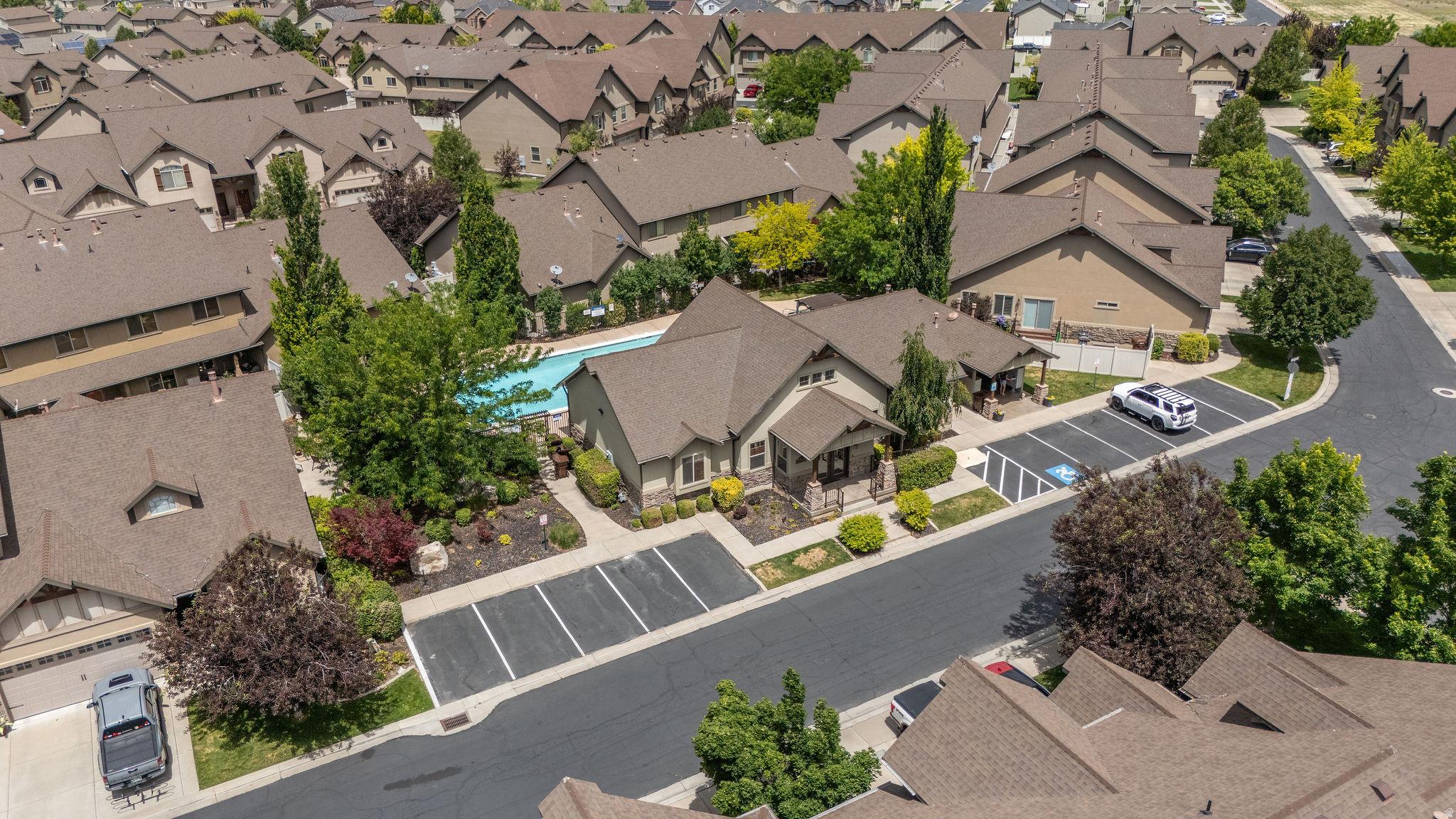 STONE CREEK CANYON - Residential