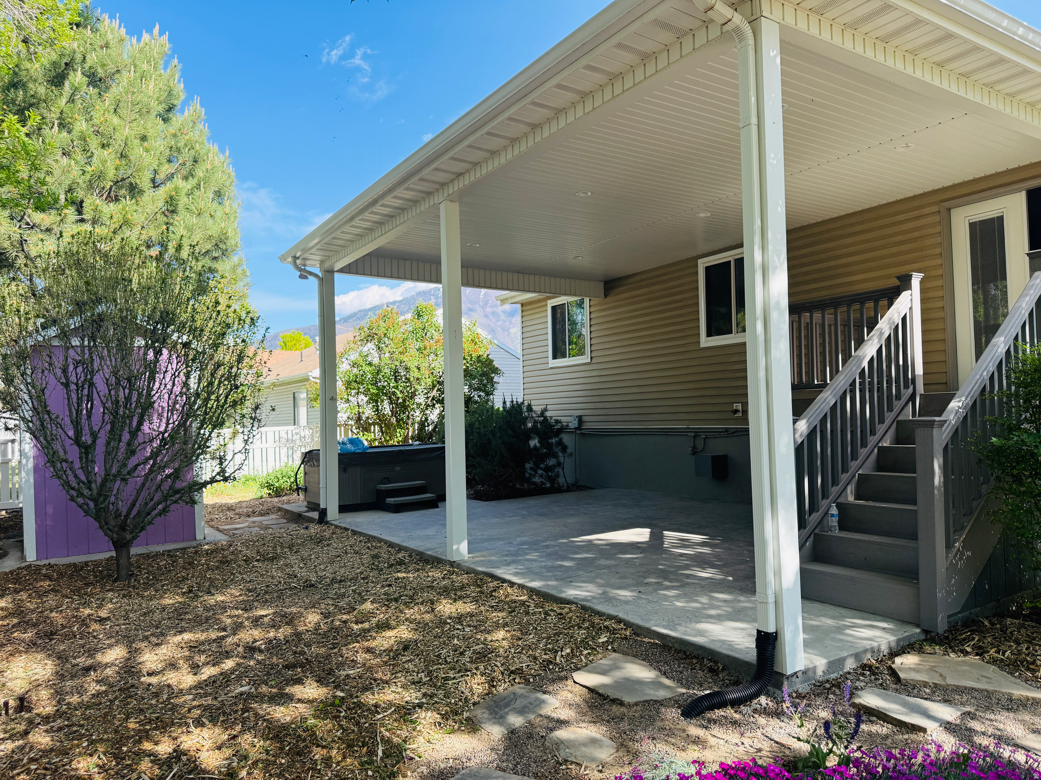 RIDGE - Residential