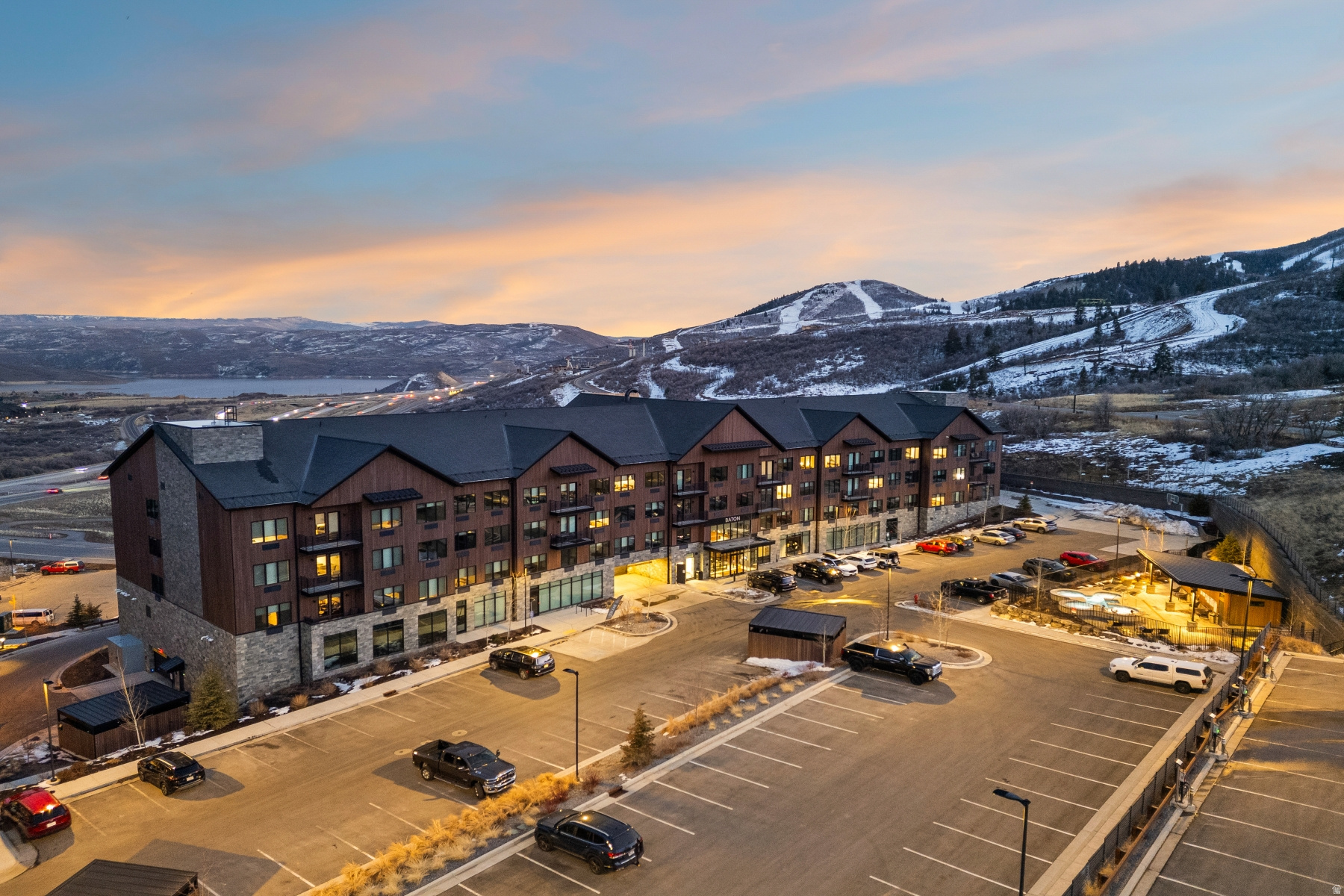 PIOCHE VILLAGE - Residential