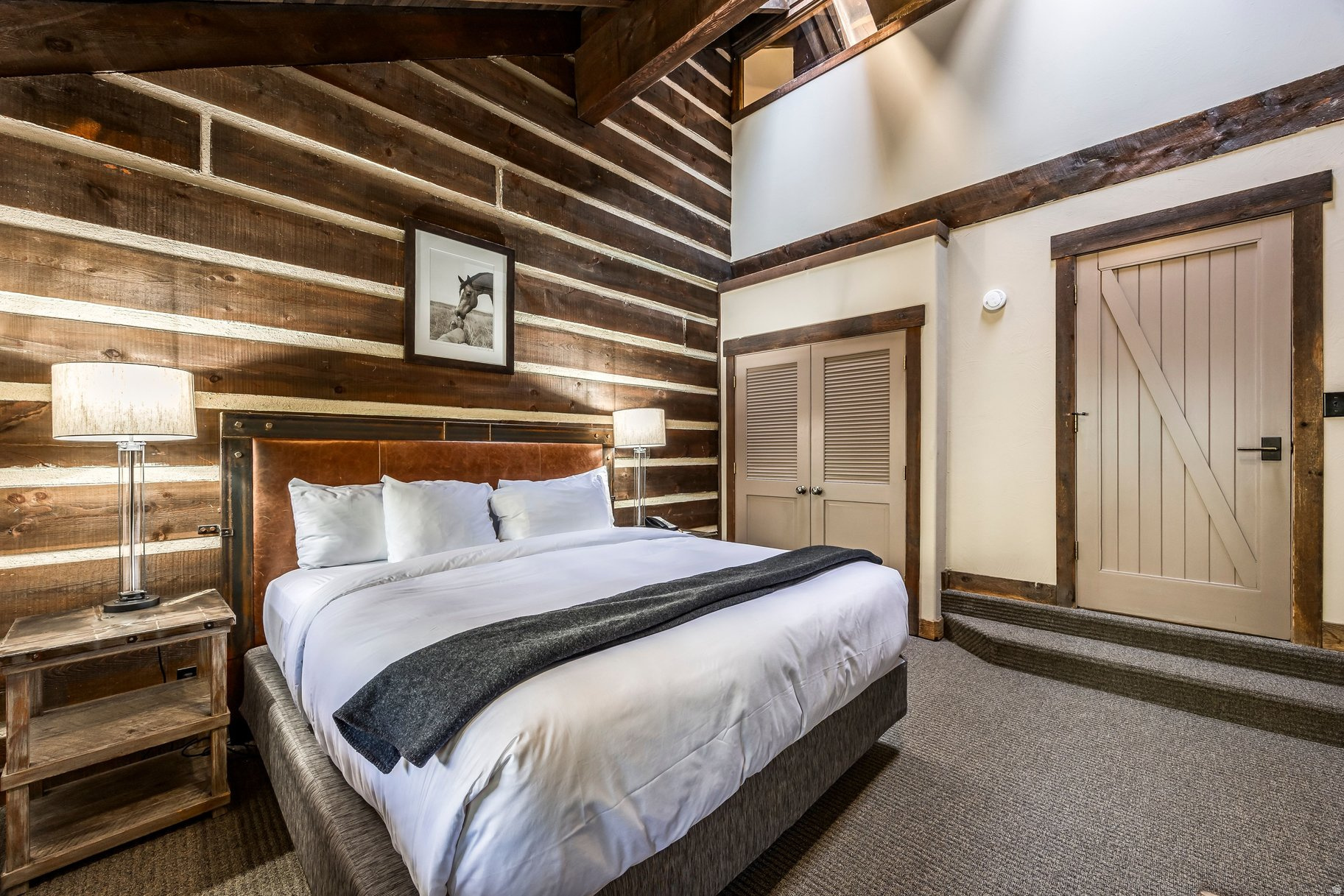 RIVER RUN COTTAGE - Residential