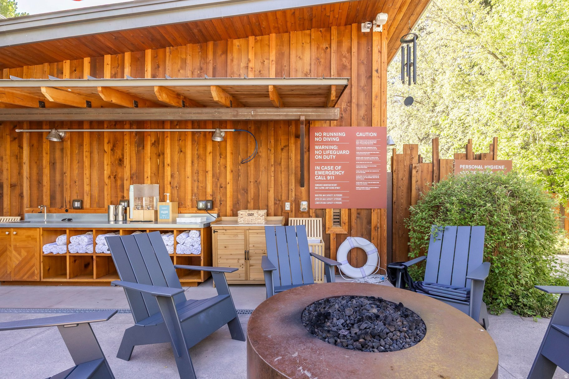 RIVER RUN COTTAGE - Residential