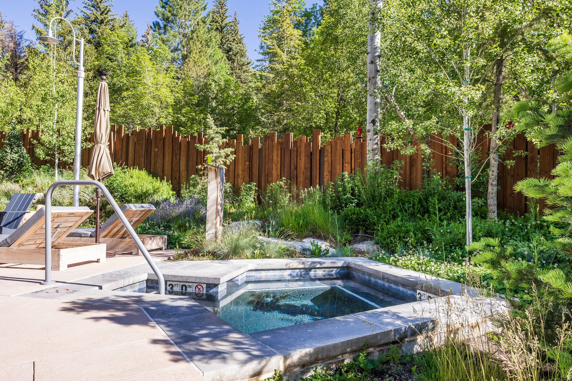 RIVER RUN COTTAGE - Residential