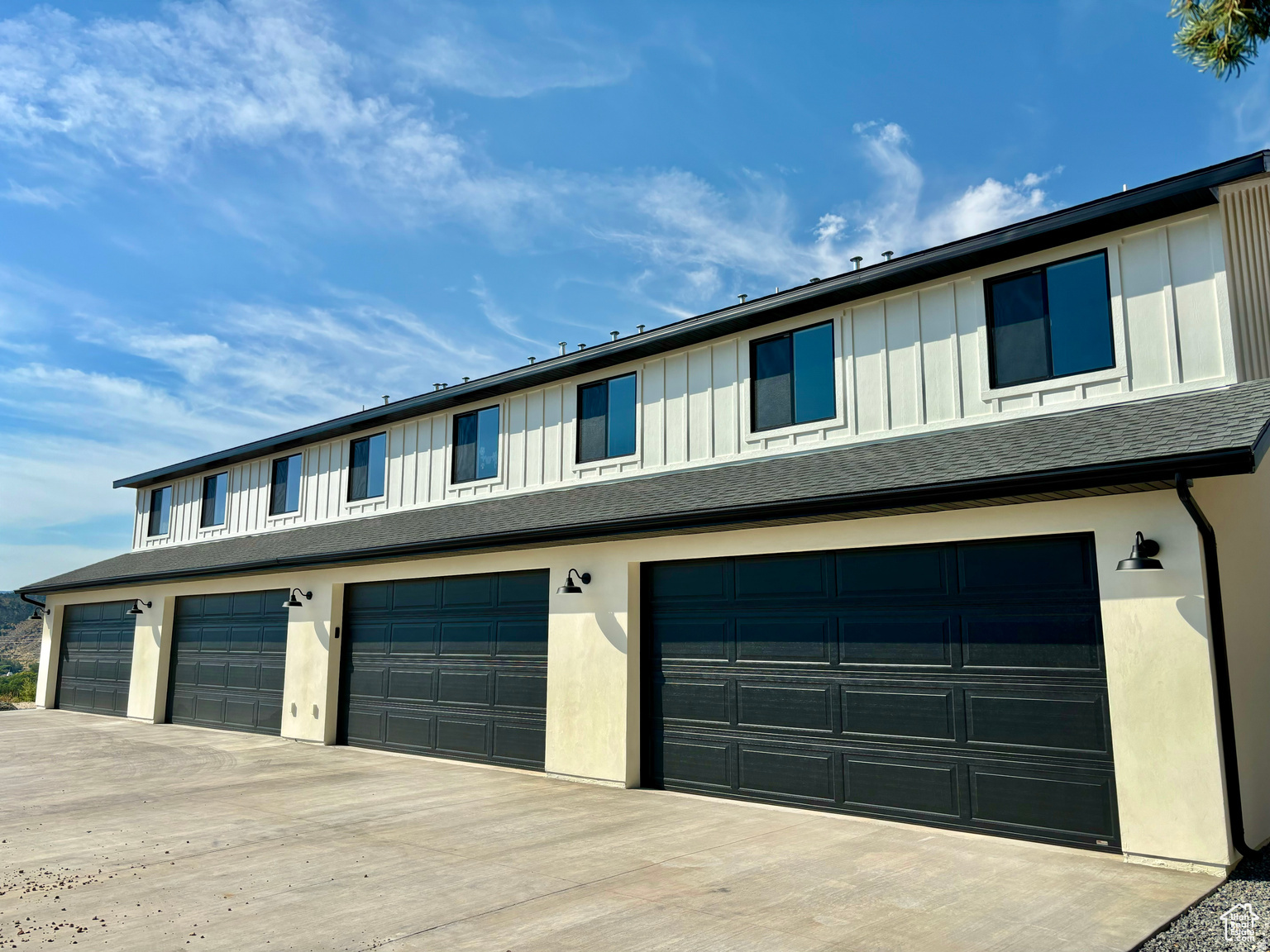 RED VALLEY HEIGHTS - Residential
