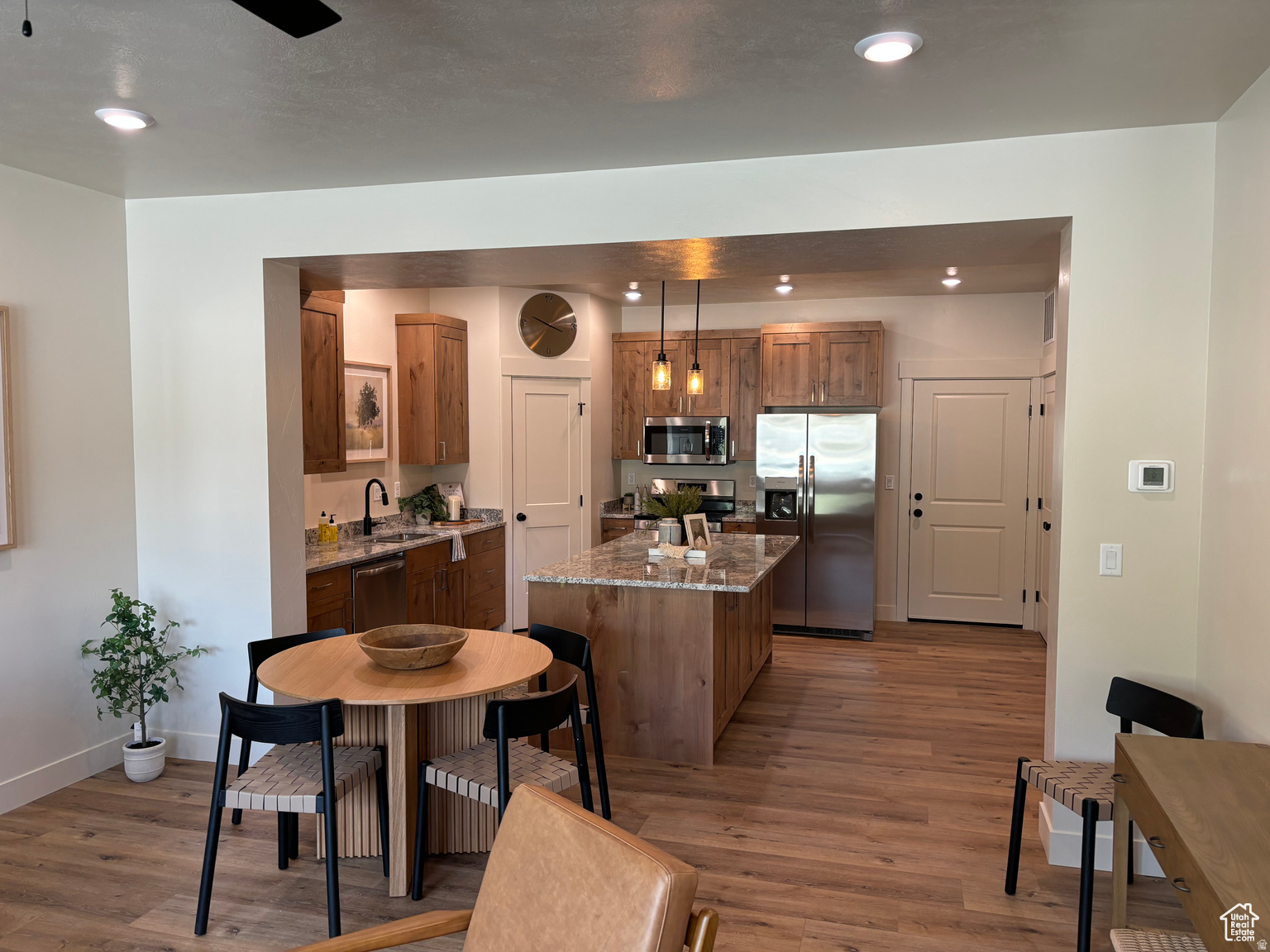 RED VALLEY HEIGHTS - Residential