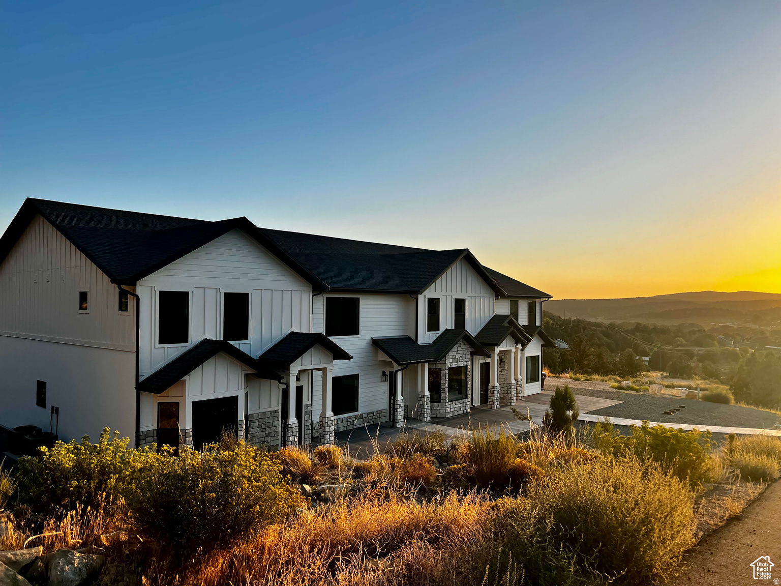 RED VALLEY HEIGHTS - Residential