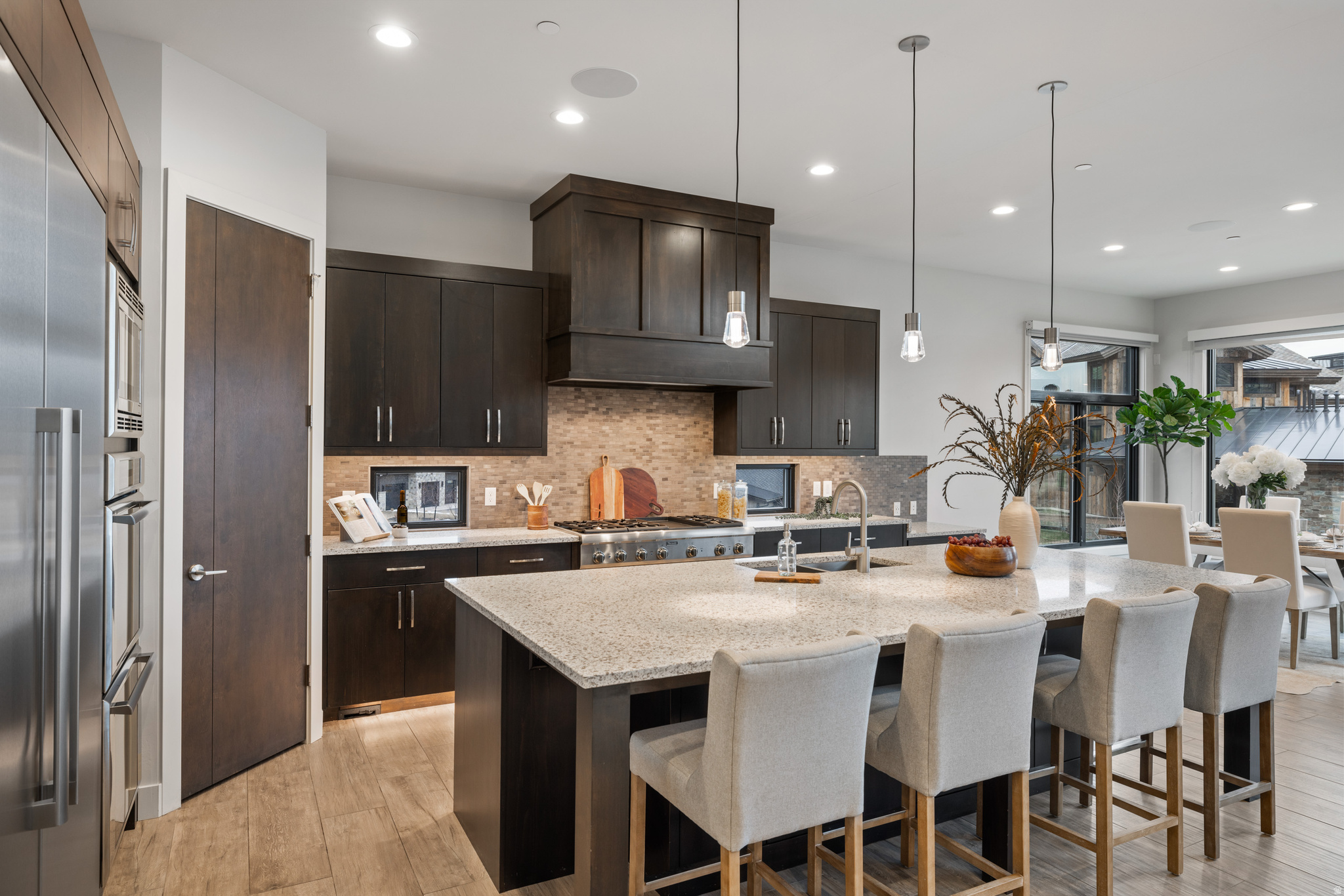 RED LEDGES - Residential
