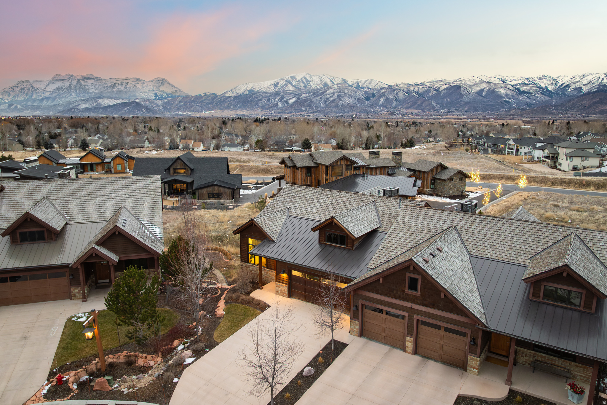 RED LEDGES - Residential
