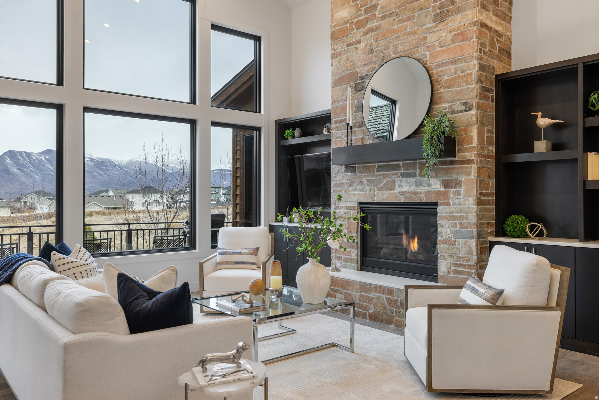 RED LEDGES - Residential
