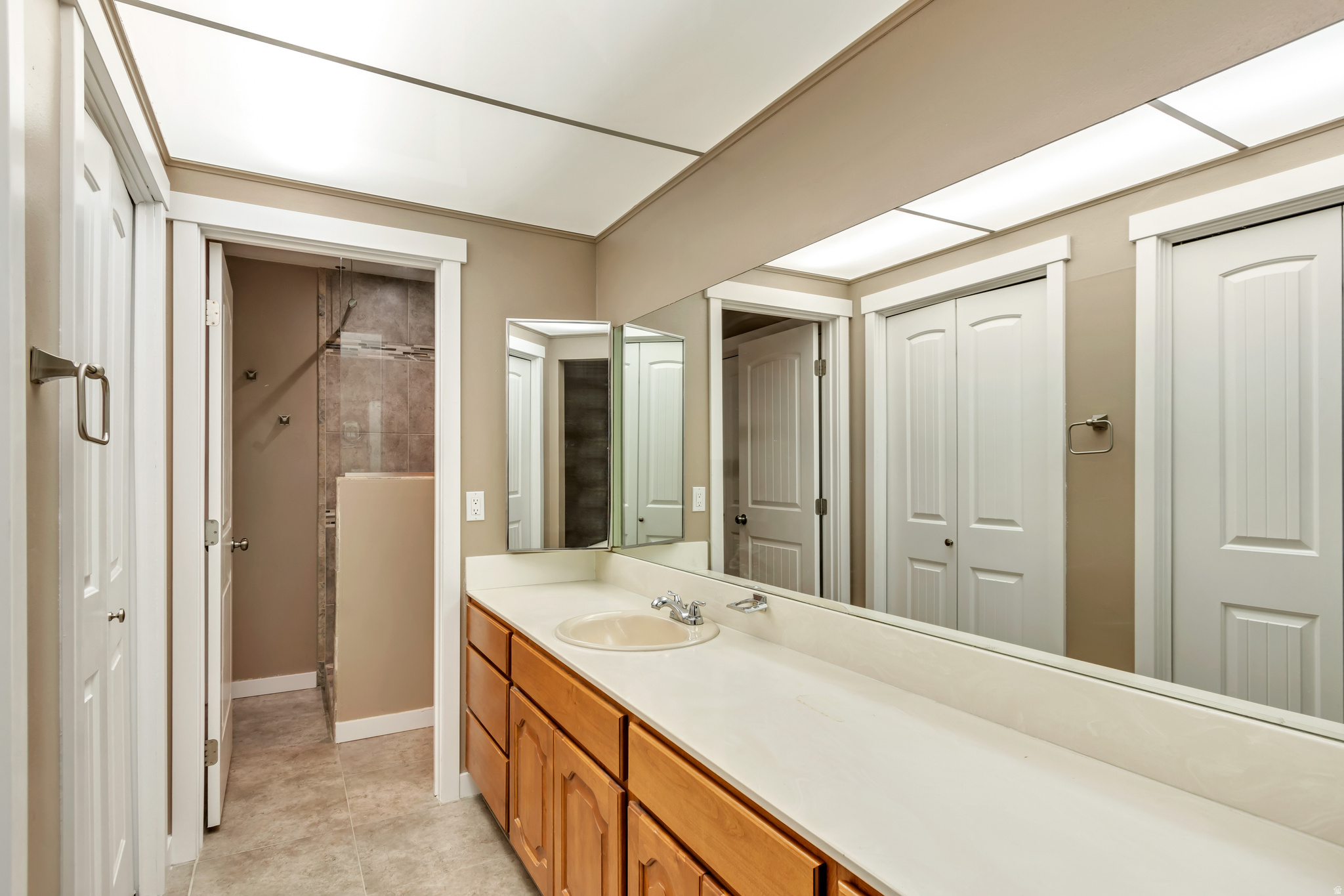 WATERBURY - Residential