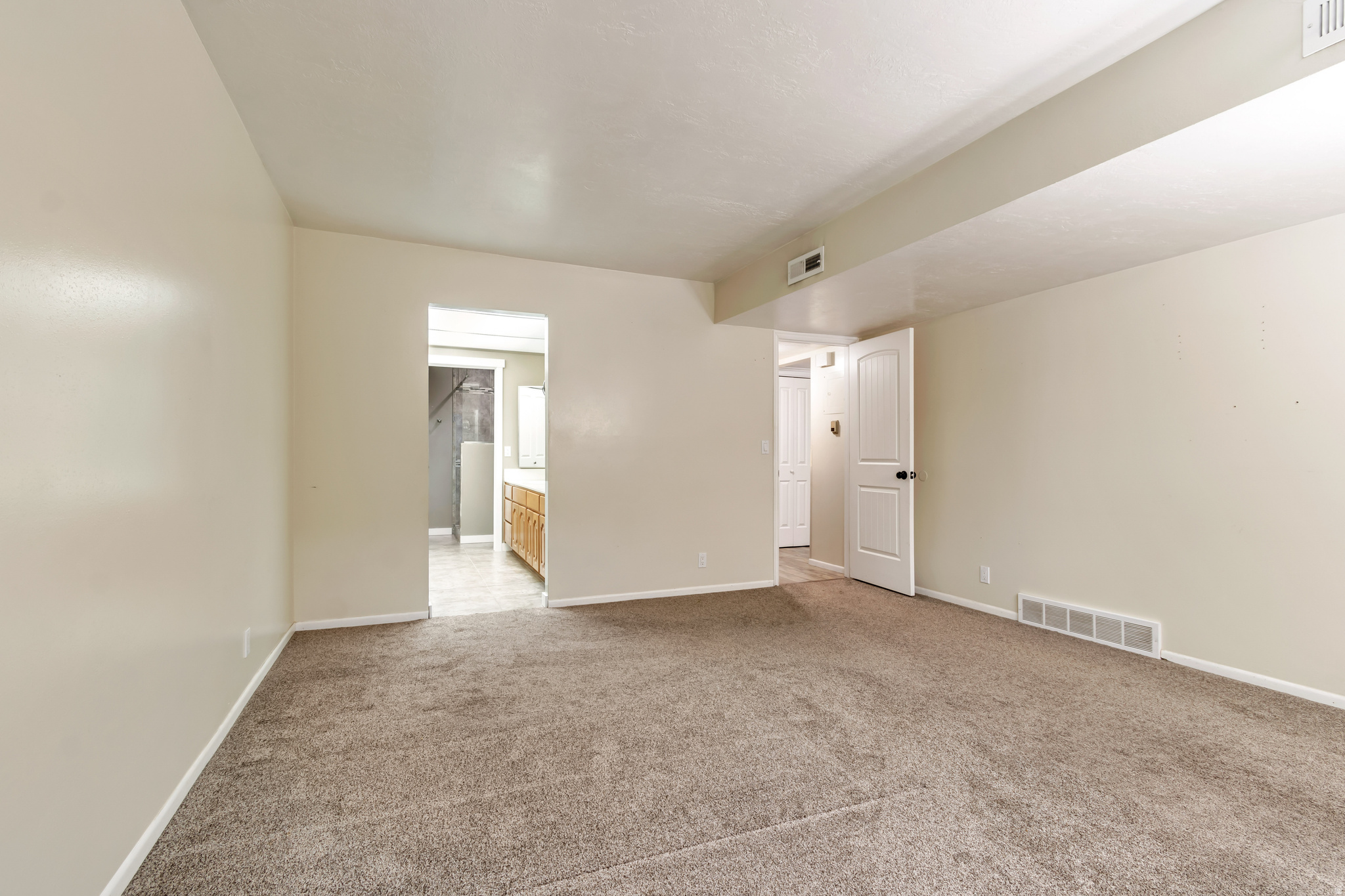 WATERBURY - Residential