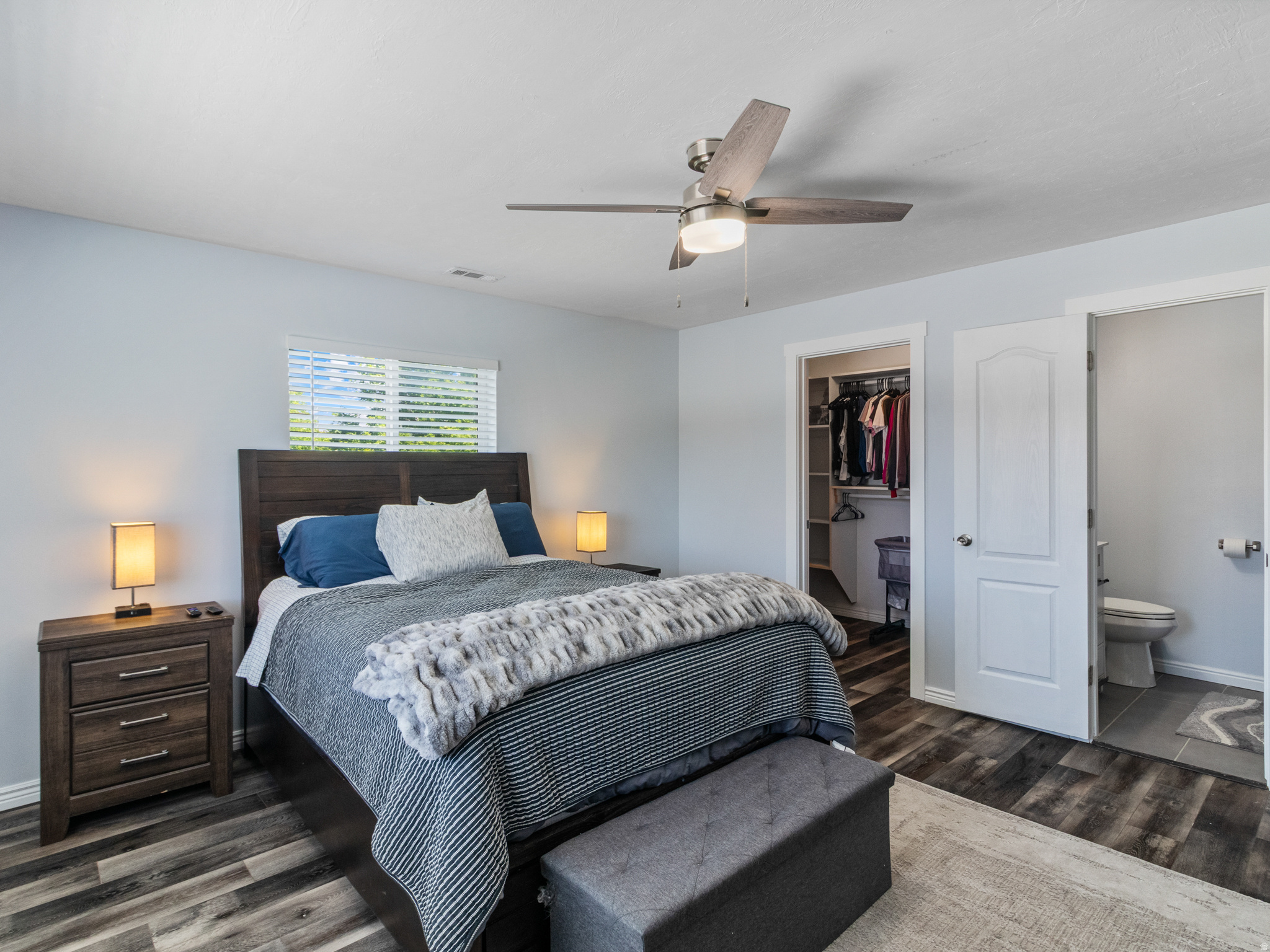 OAK MEADOWS - Residential