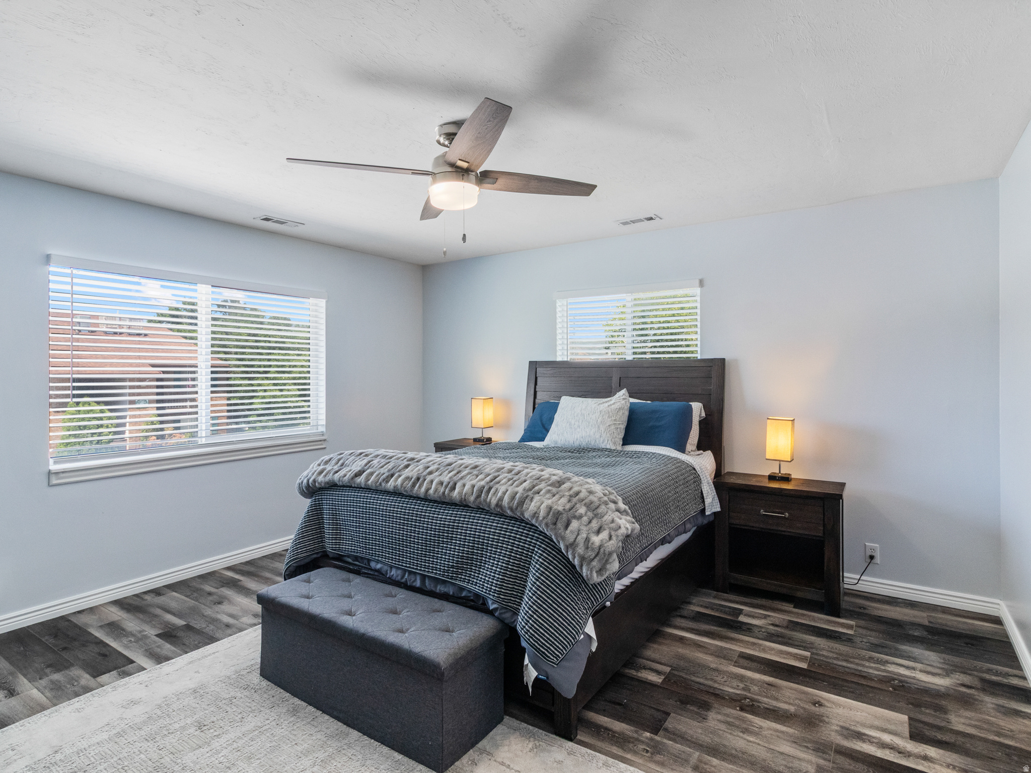 OAK MEADOWS - Residential