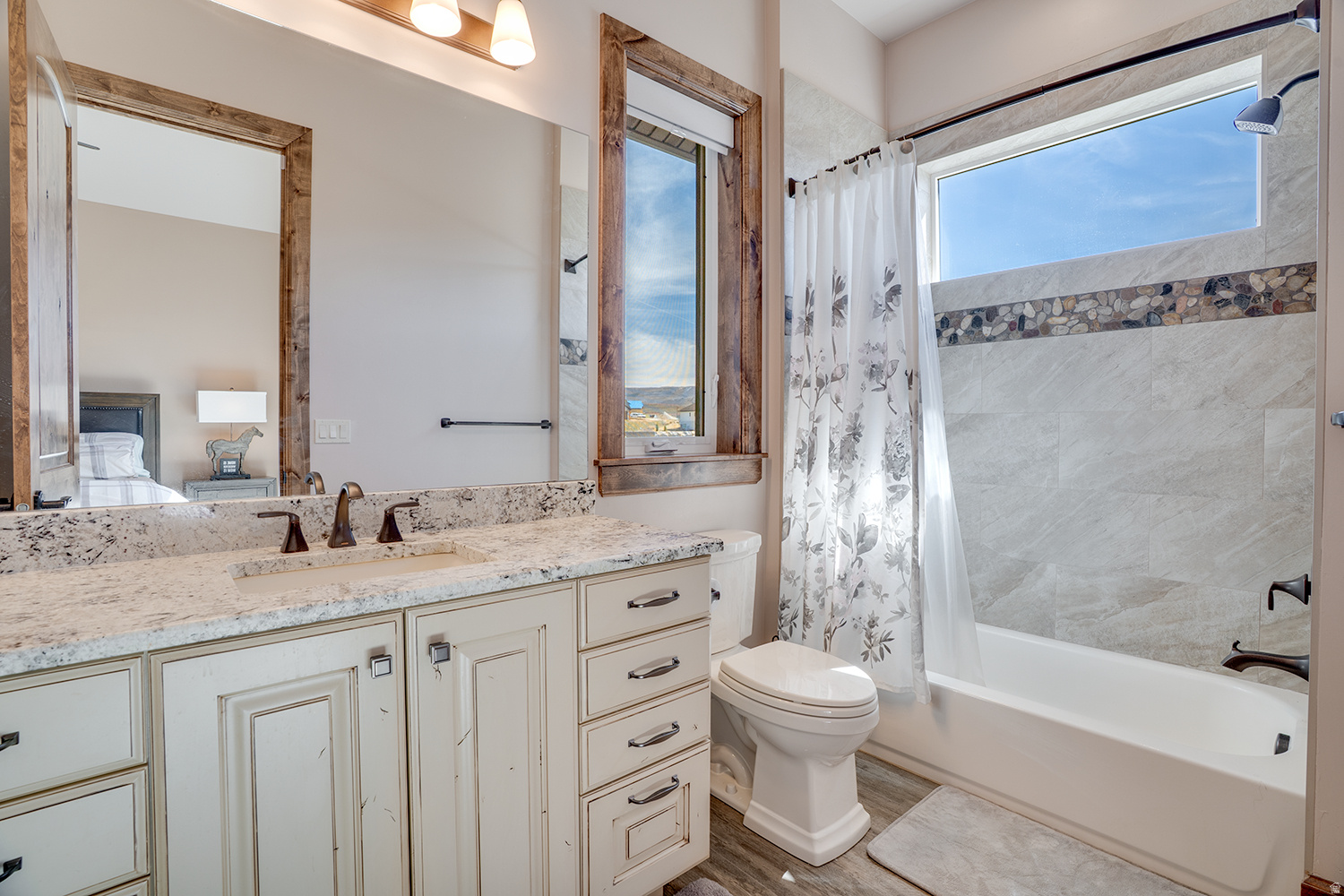 CROSSINGS AT LAKE CR - Residential