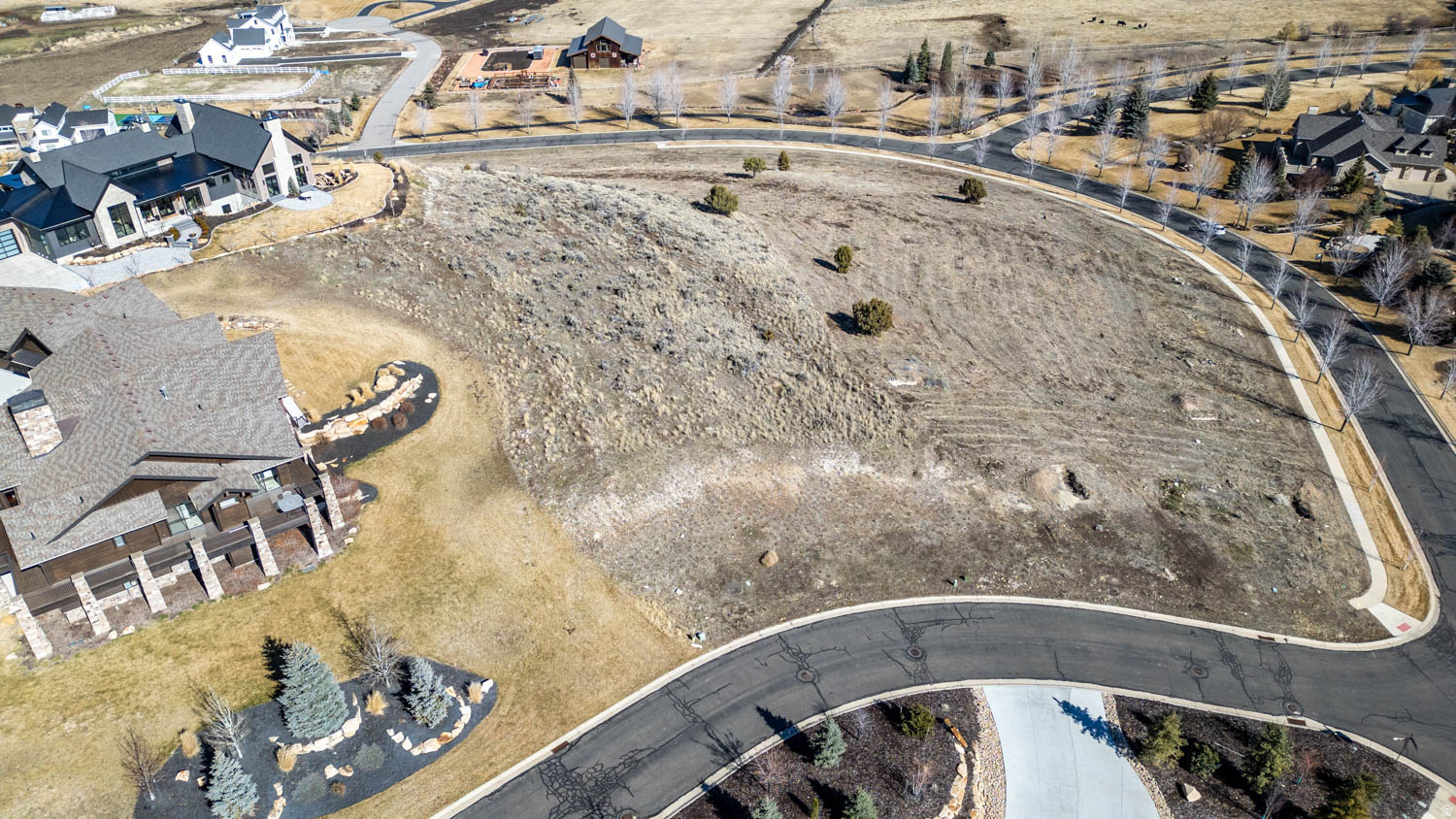 CROSSINGS AT LAKE CR - Residential