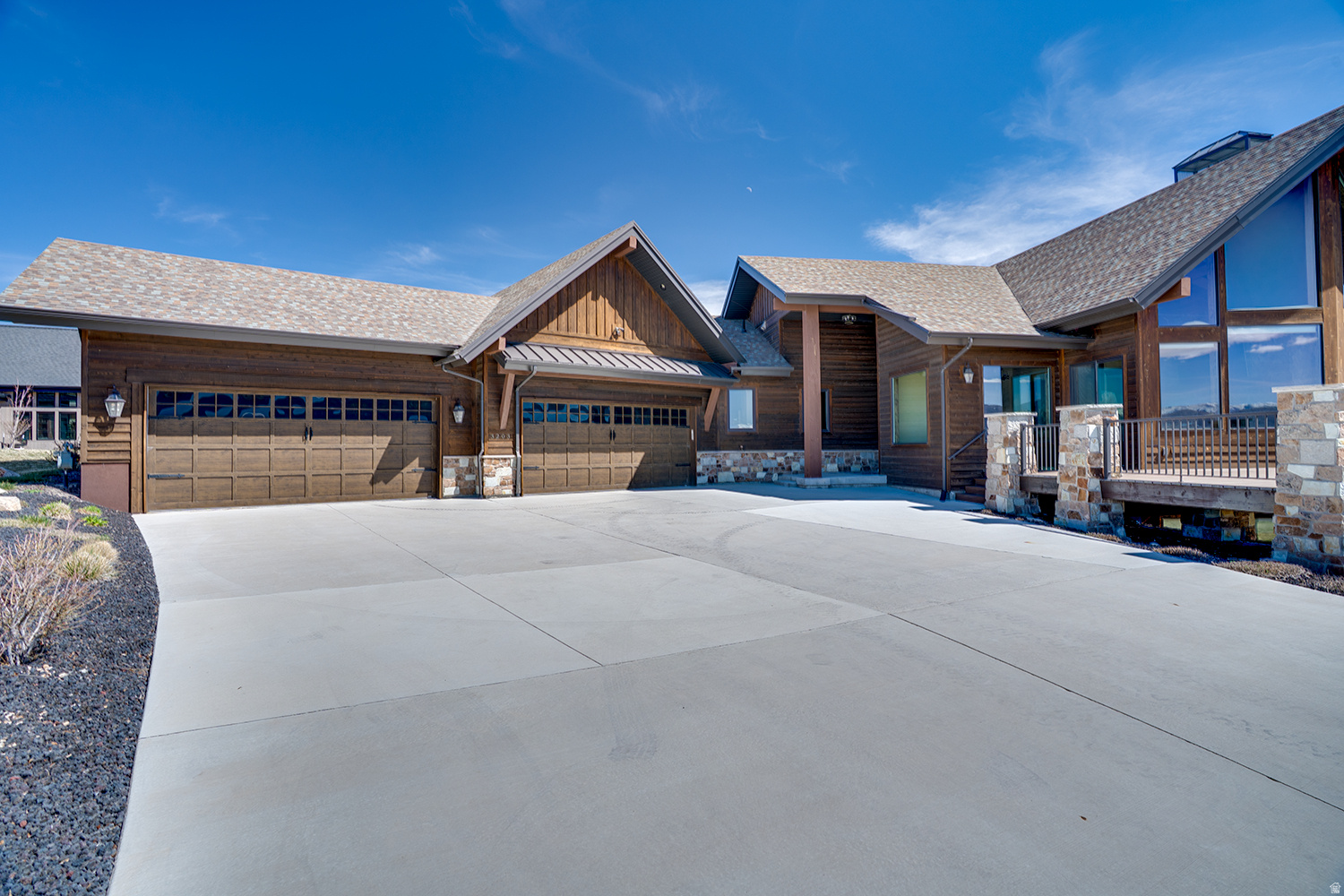 CROSSINGS AT LAKE CR - Residential