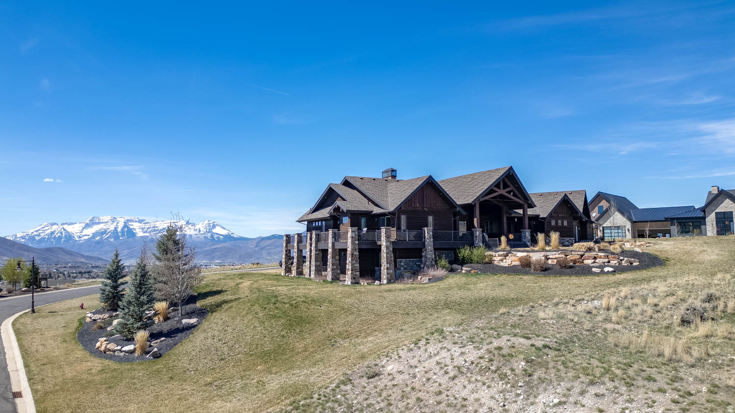 CROSSINGS AT LAKE CR - Residential