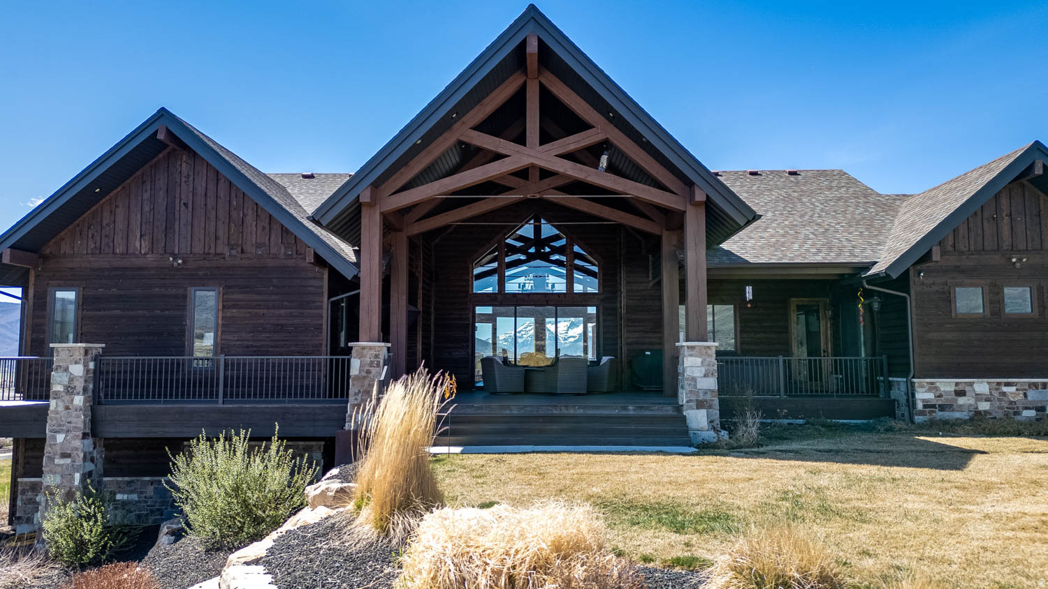 CROSSINGS AT LAKE CR - Residential