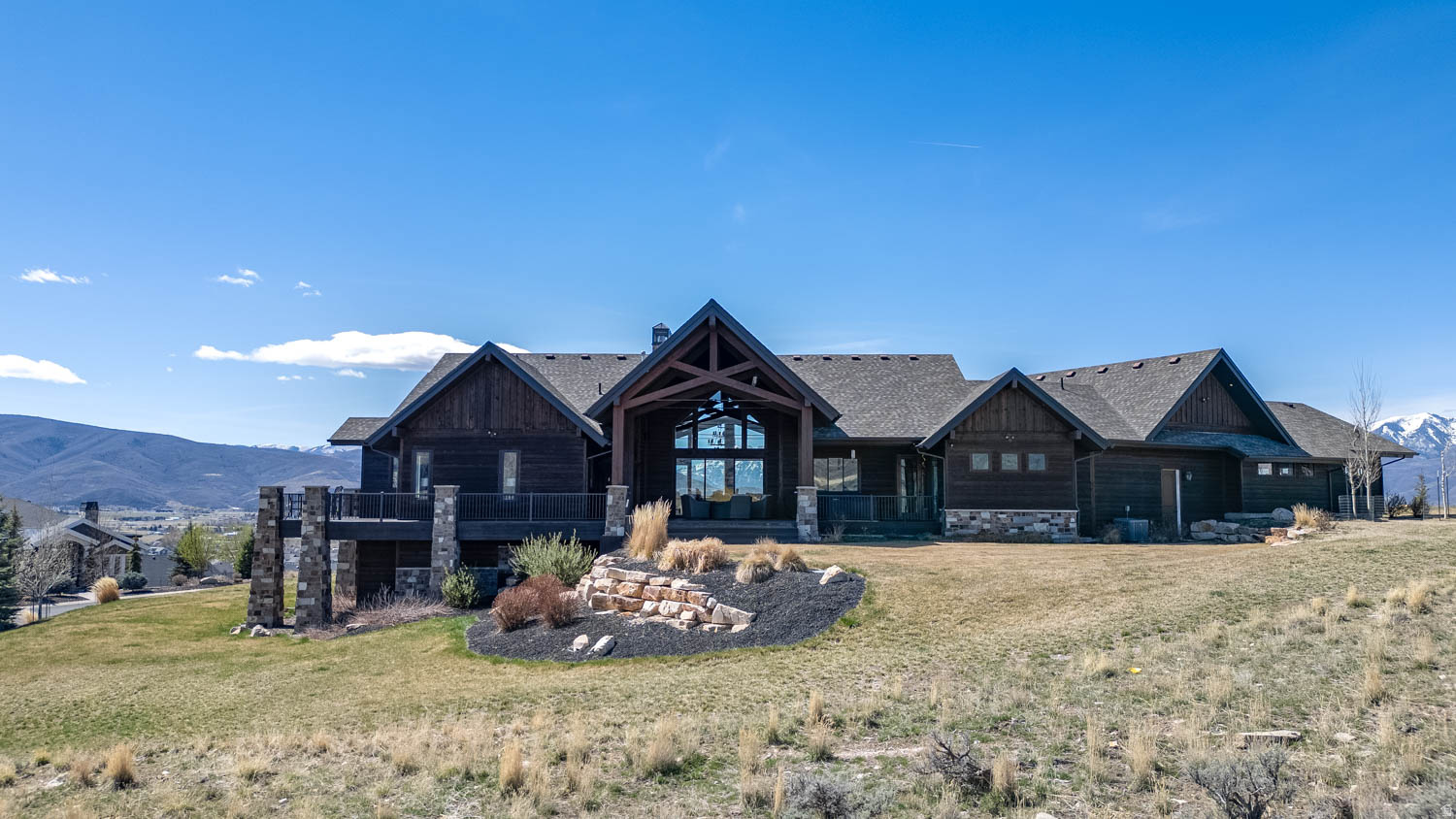 CROSSINGS AT LAKE CR - Residential