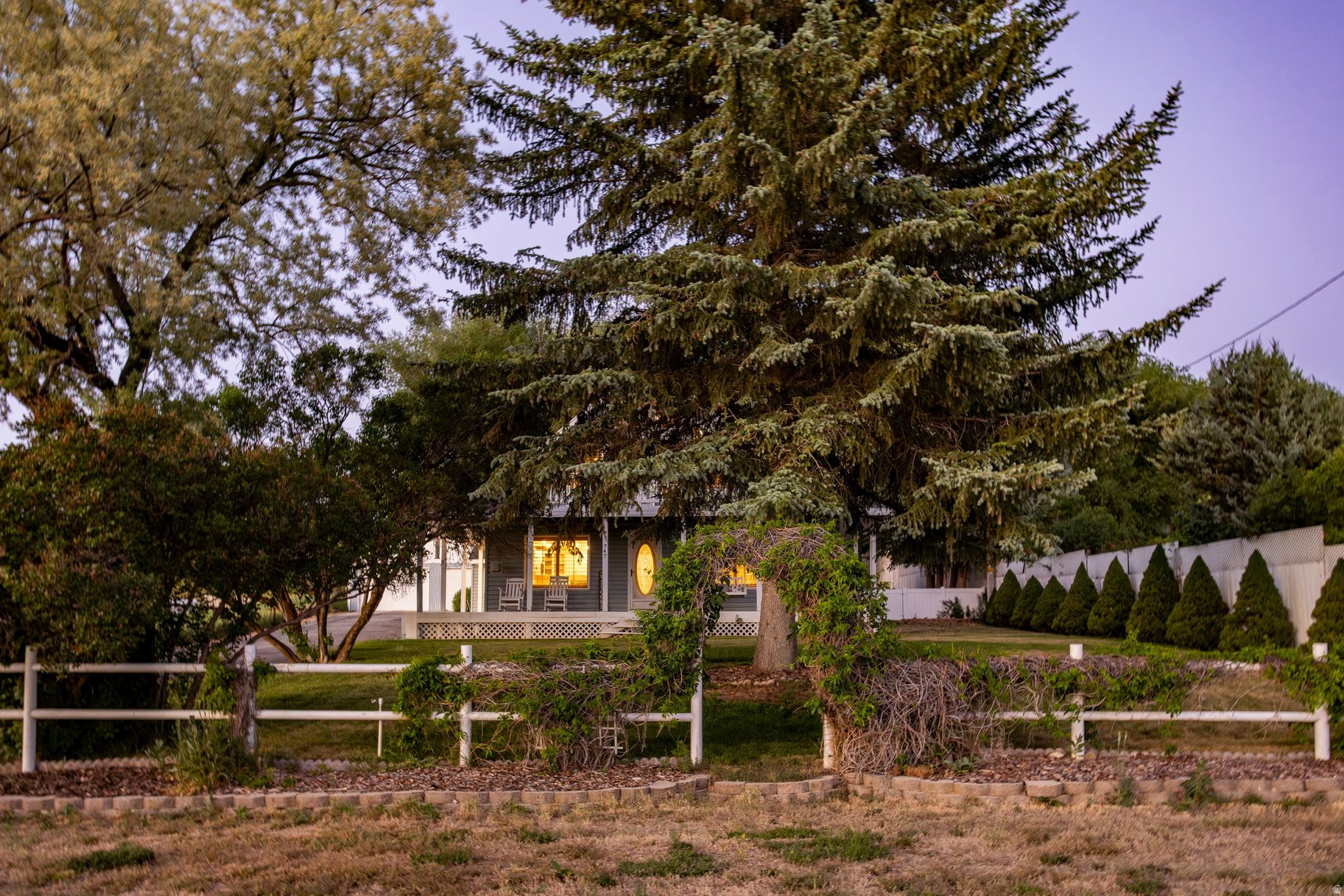 NORTH SUMMIT - Residential