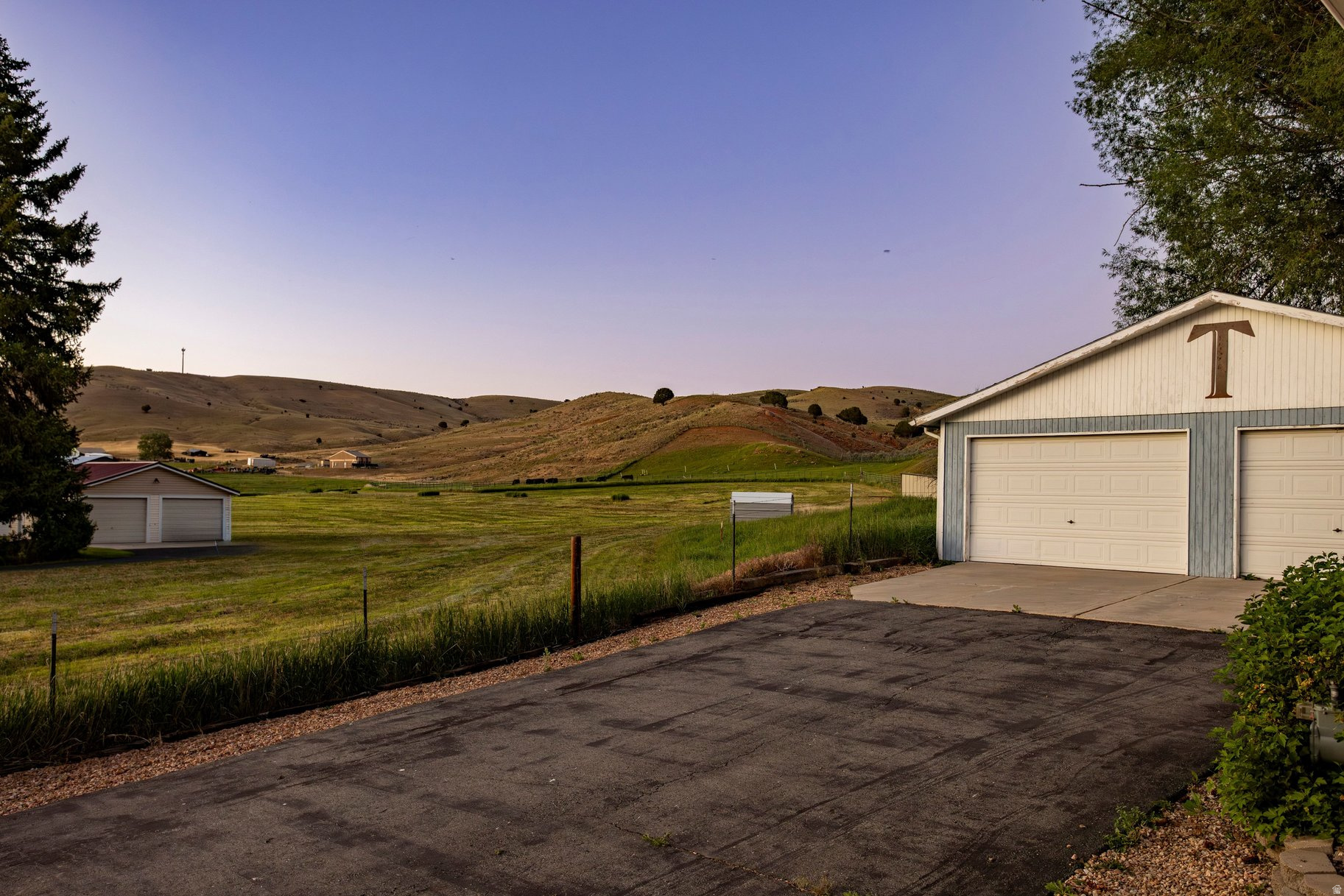 NORTH SUMMIT - Residential
