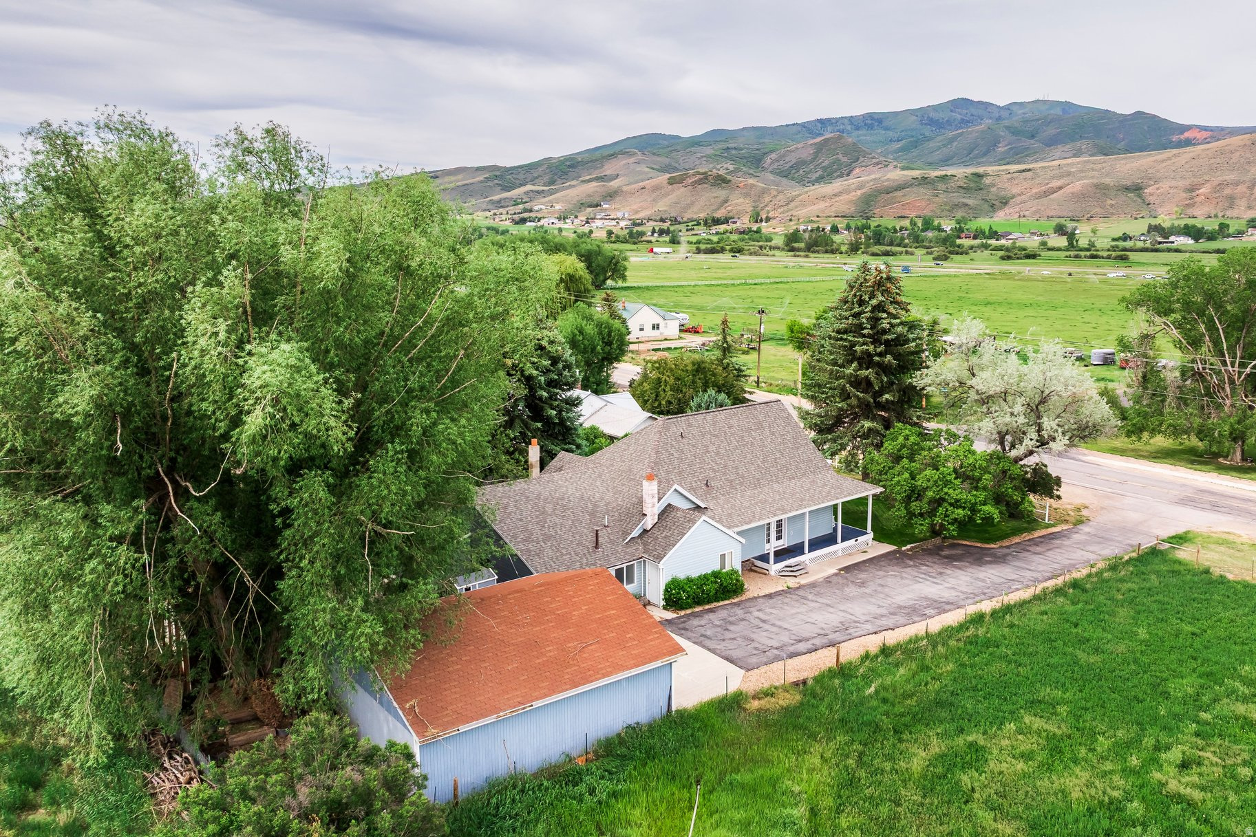 NORTH SUMMIT - Residential