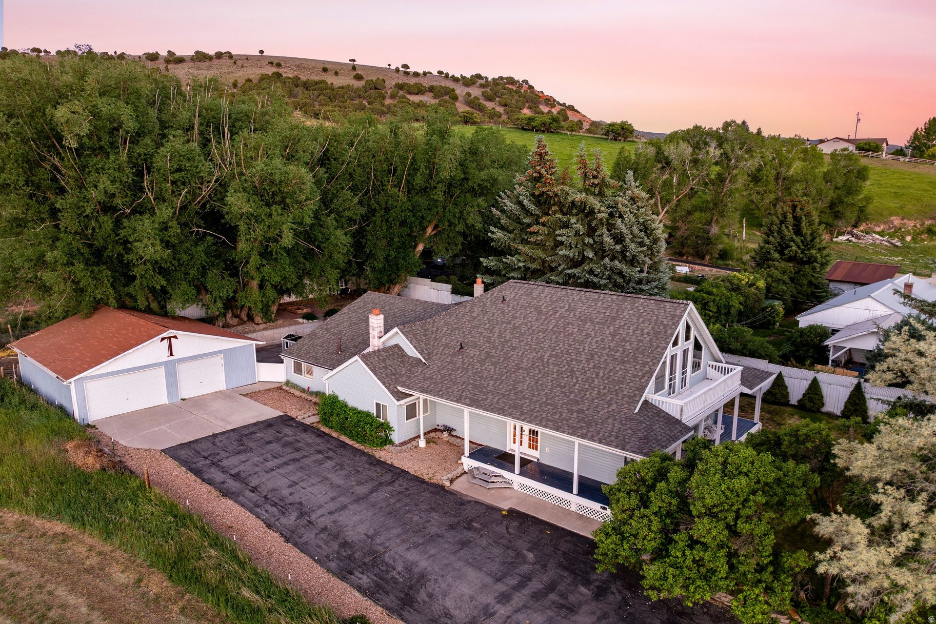 NORTH SUMMIT - Residential
